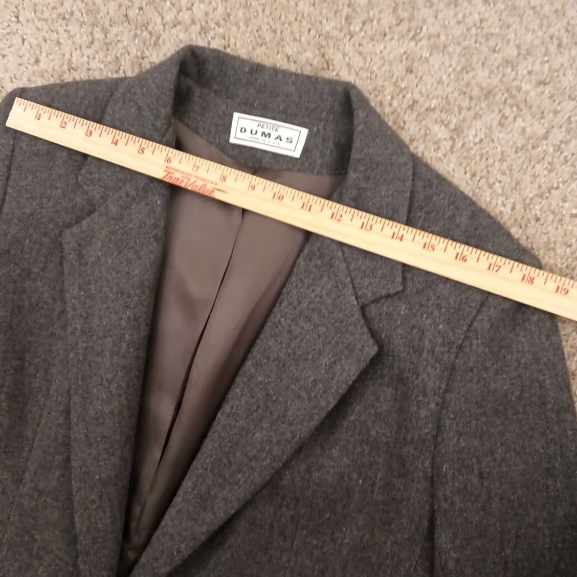 Vintage VINTAGE Dumas Blazer Women Petite Size 12 Gray Wool Single-Breasted One-Button Notch Lapel Womens Size XL / US 12-14 / IT 48-50 - 2 Thumbnail