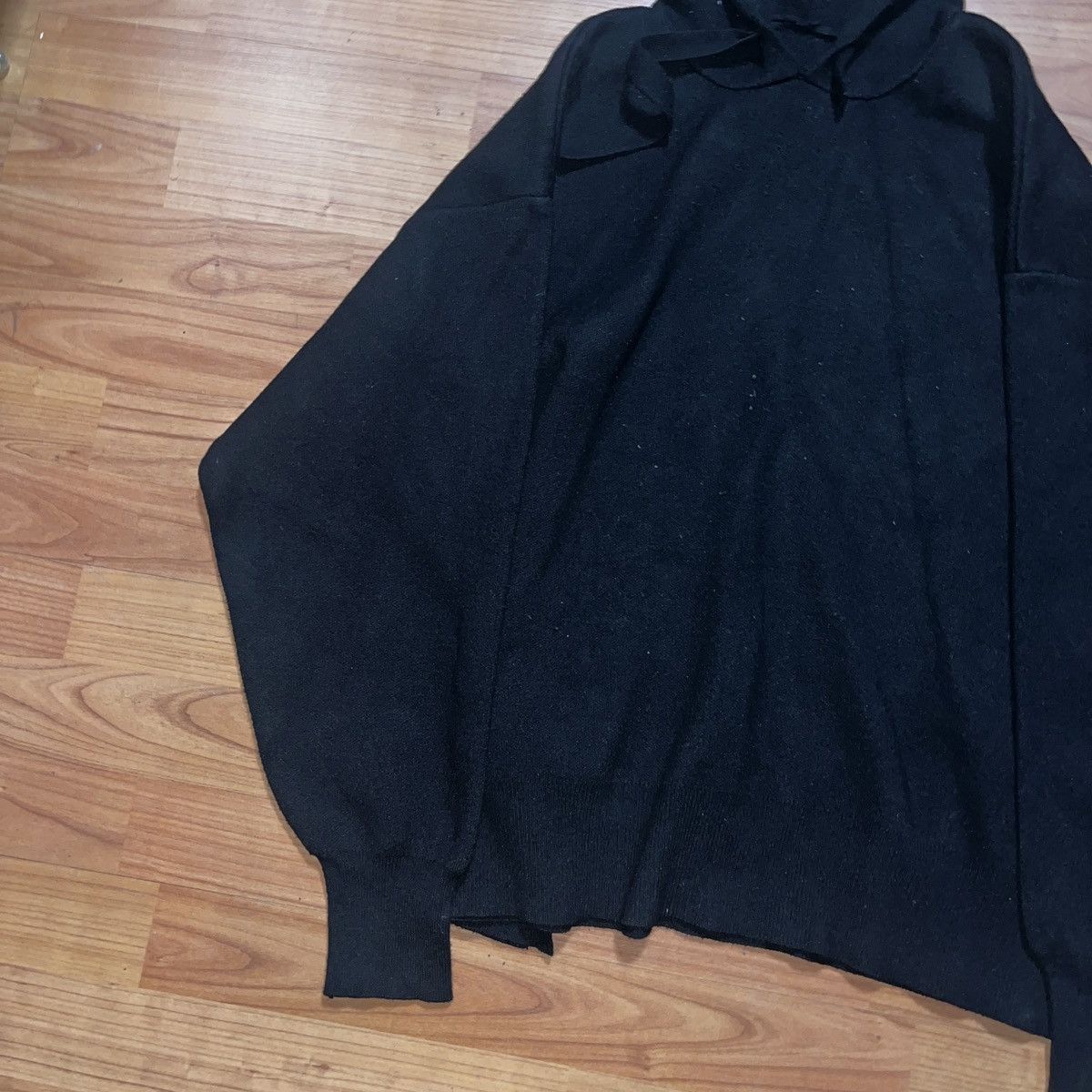 Other Vintage Black Hoodie Size L Y2K 00’s Avant Garde Size US L / EU 52-54 / 3 - 2 Thumbnail