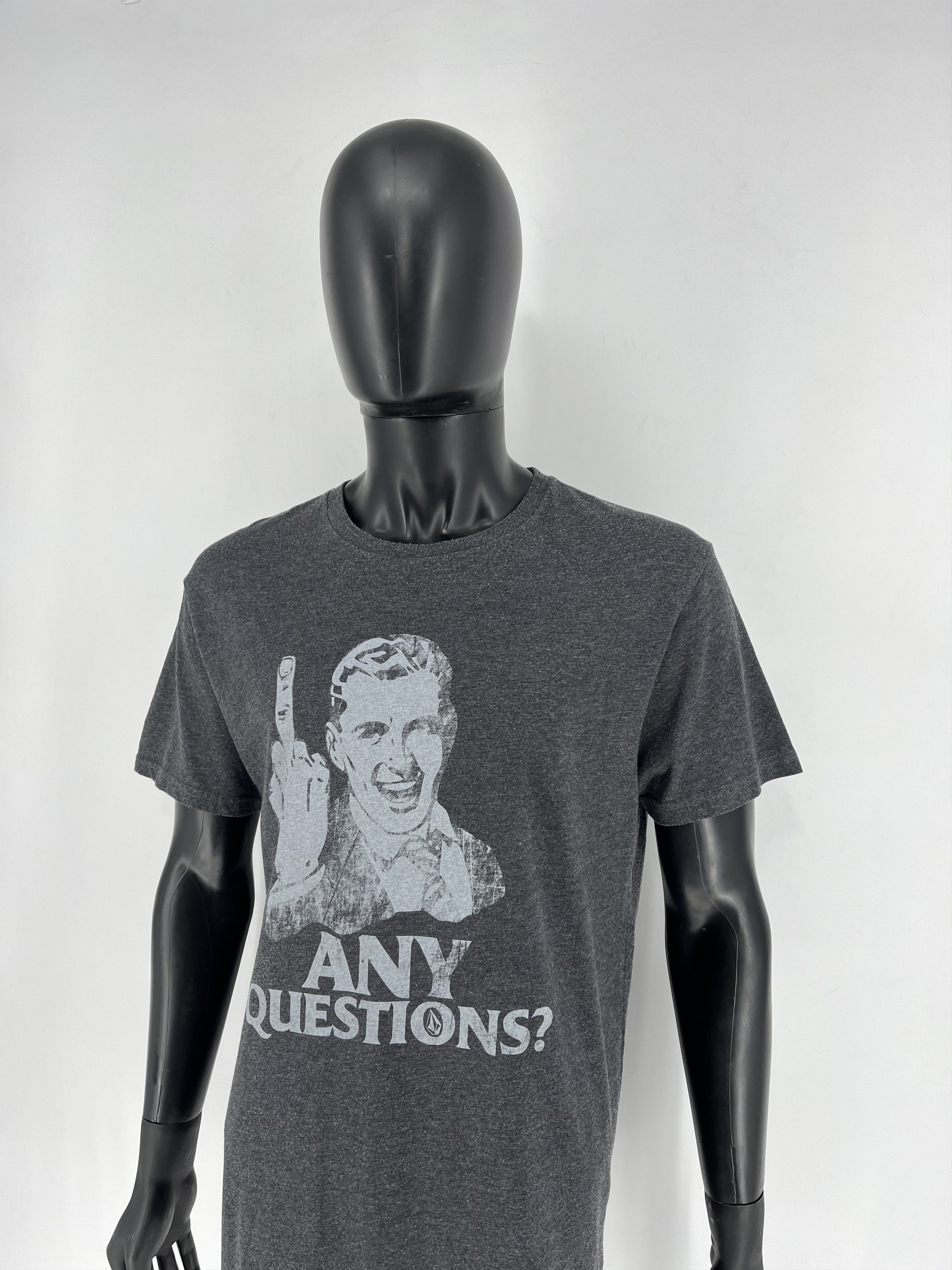 Vintage Vintage Tshirt VOLCOM ANY QUESTIONS Size US L / EU 52-54 / 3 - 8 Thumbnail