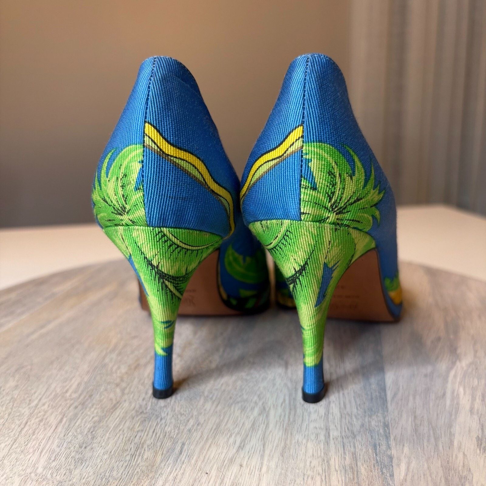 Versace Versace Vintage Tropical Pineapple Pumps Heels US Size 7.5 Size US 7.5 / IT 37.5 - 9 Thumbnail