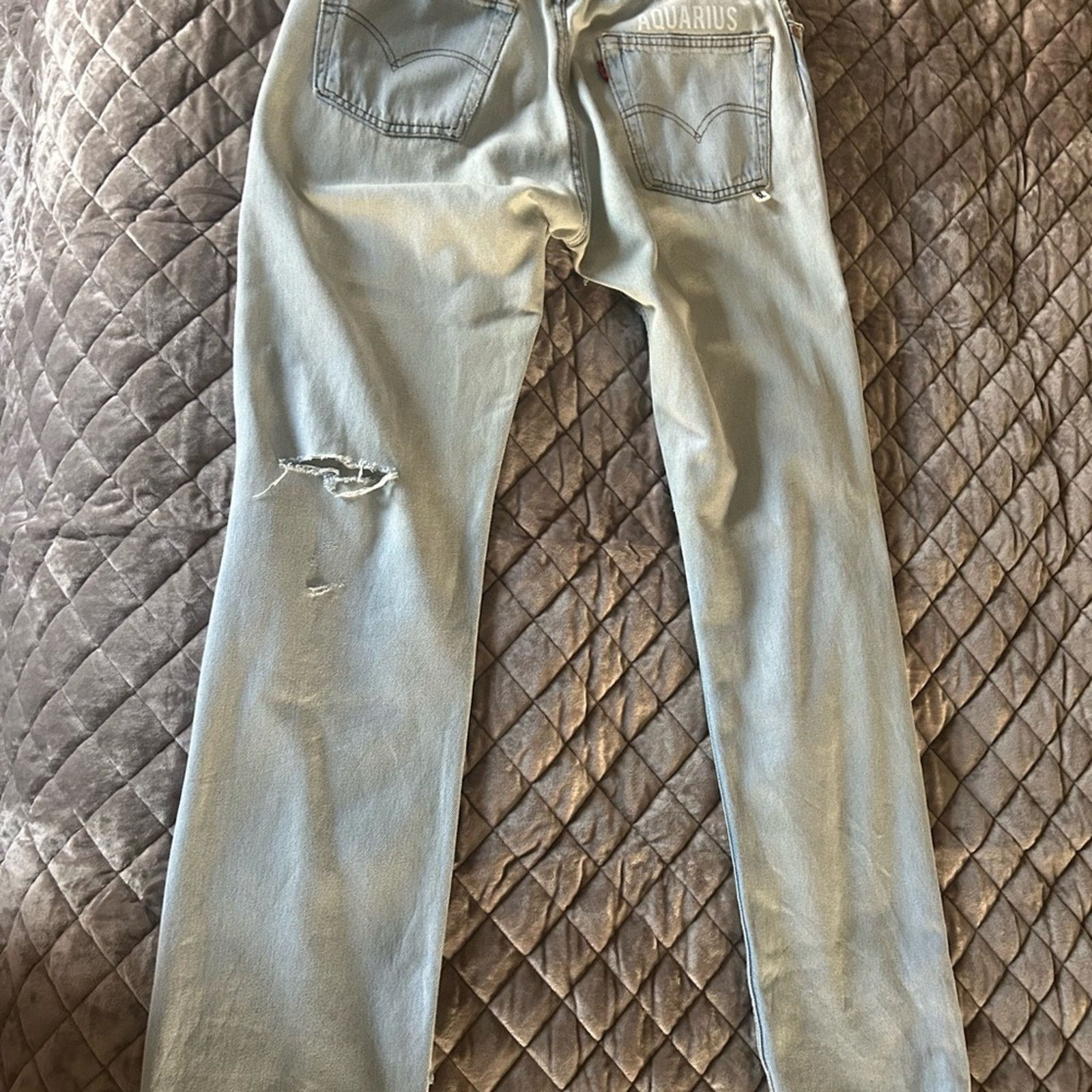 Levi's Samaria Leah Levis Aquarius Custom Distressed Jeans Size 30" / US 8 / IT 44 - 2 Thumbnail