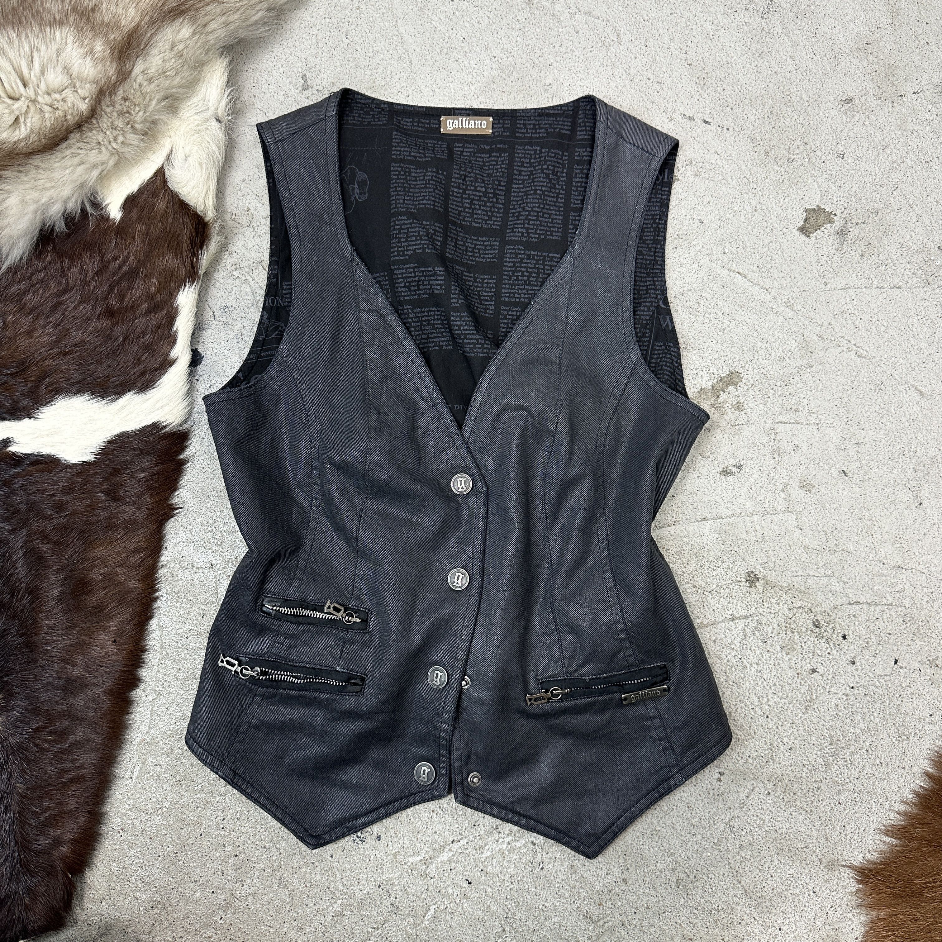 John Galliano Vintage Button Up John Galliano Waxed Vest/Corset Y2K Size S / US 4 / IT 40 - 2 Thumbnail