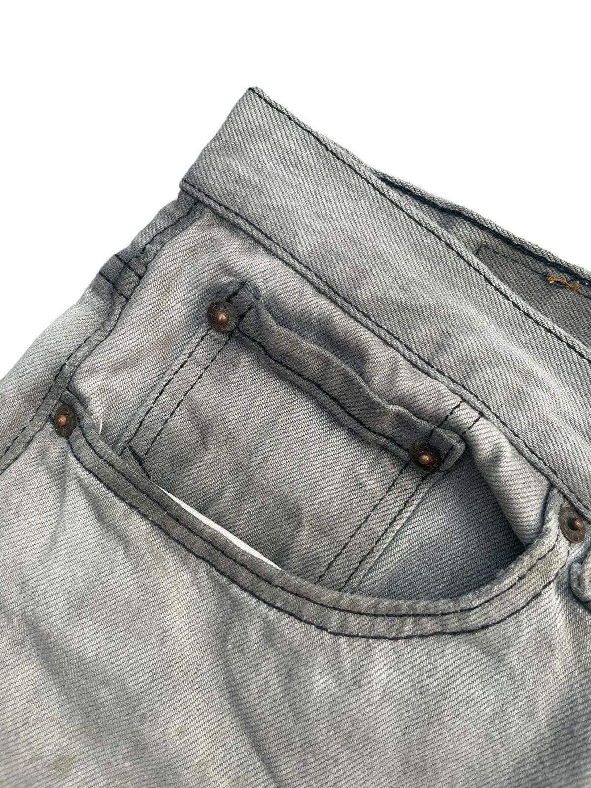 Levi's × Vintage Vintage 1993 Levis 501 e Faded Distresed Denim Size US 37 - 7 Thumbnail