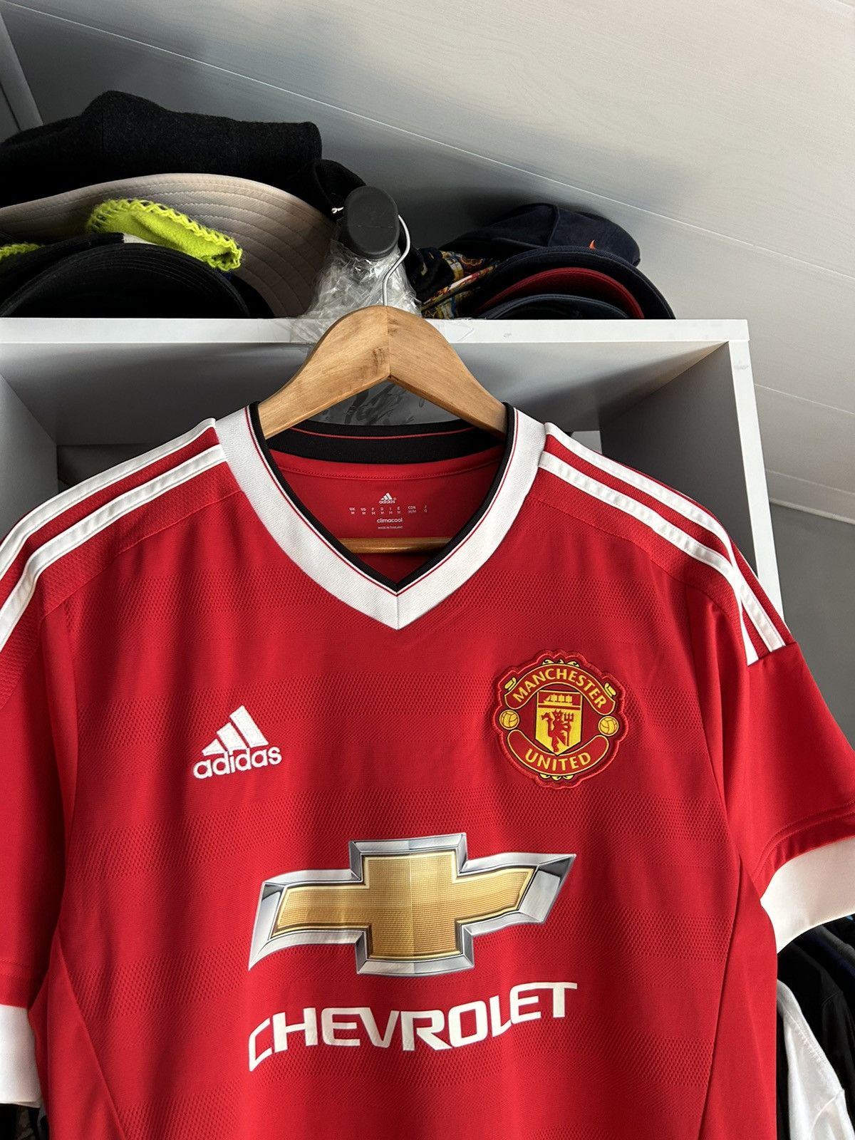Adidas Manchester United SCHWEINSTEIGER #31 2015/16 Home Adidas Size US M / EU 48-50 / 2 - 5 Thumbnail