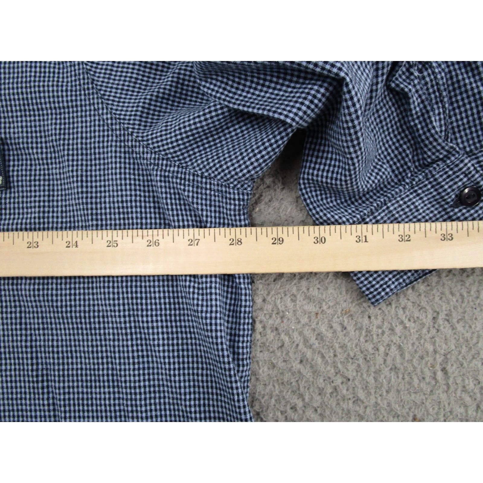 Vintage Vintage Winnie The Pooh Plaid Button Up Plus Size Blue Shirt User: Vintage Winnie The Pooh Plaid Button Up Plus Size Blue Shirt Size 4XL / US 24-26 - 5 Thumbnail