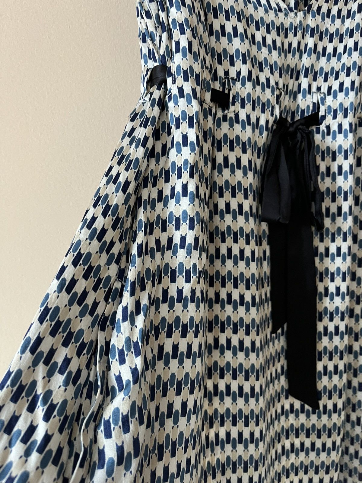 Vintage Classy 100% silk dress with silk belt Size M / US 6-8 / IT 42-44 - 4 Thumbnail