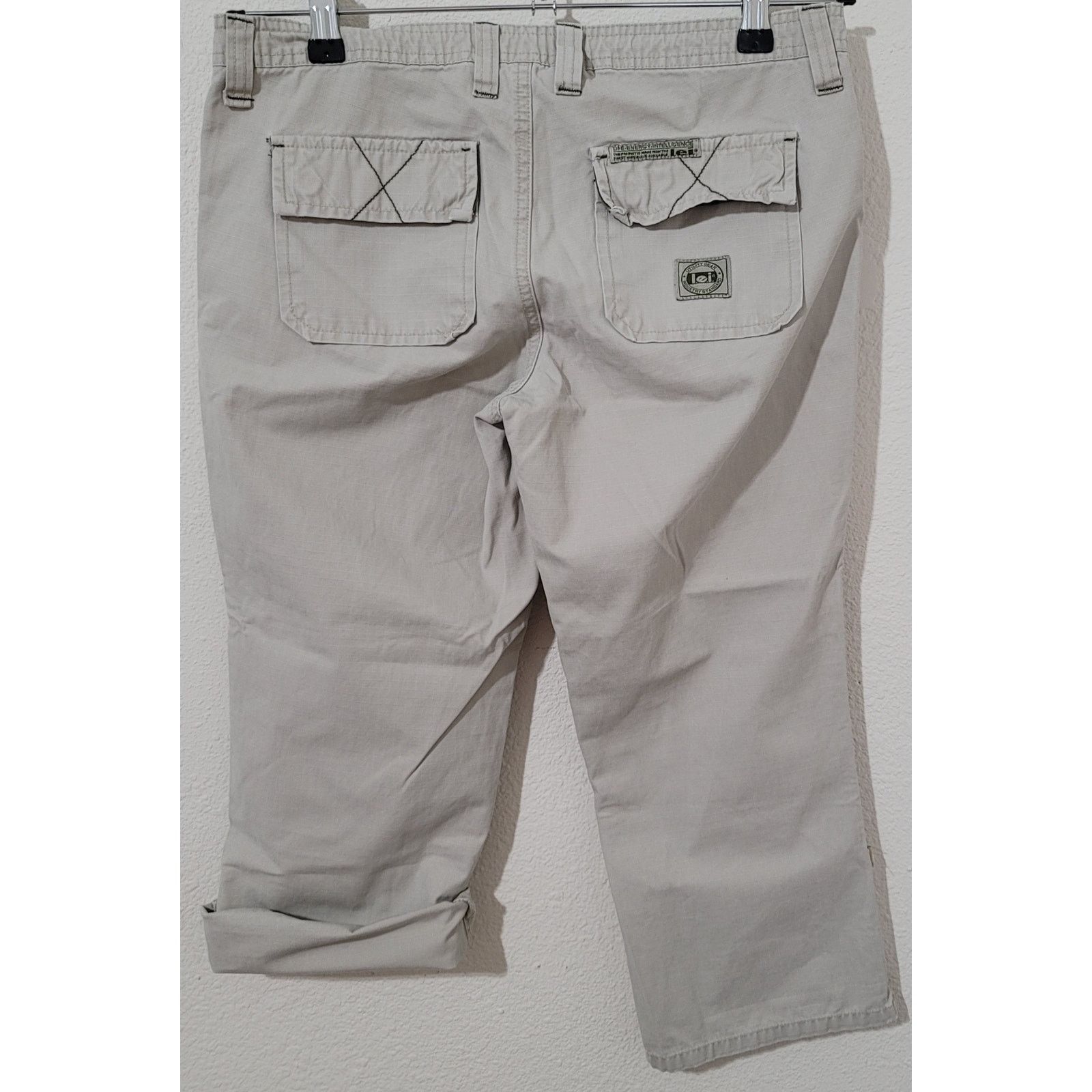 Other LEI Beige Drawstring Waist Capris 7 Juniors Roll Tab Hem Size 33" - 4 Thumbnail