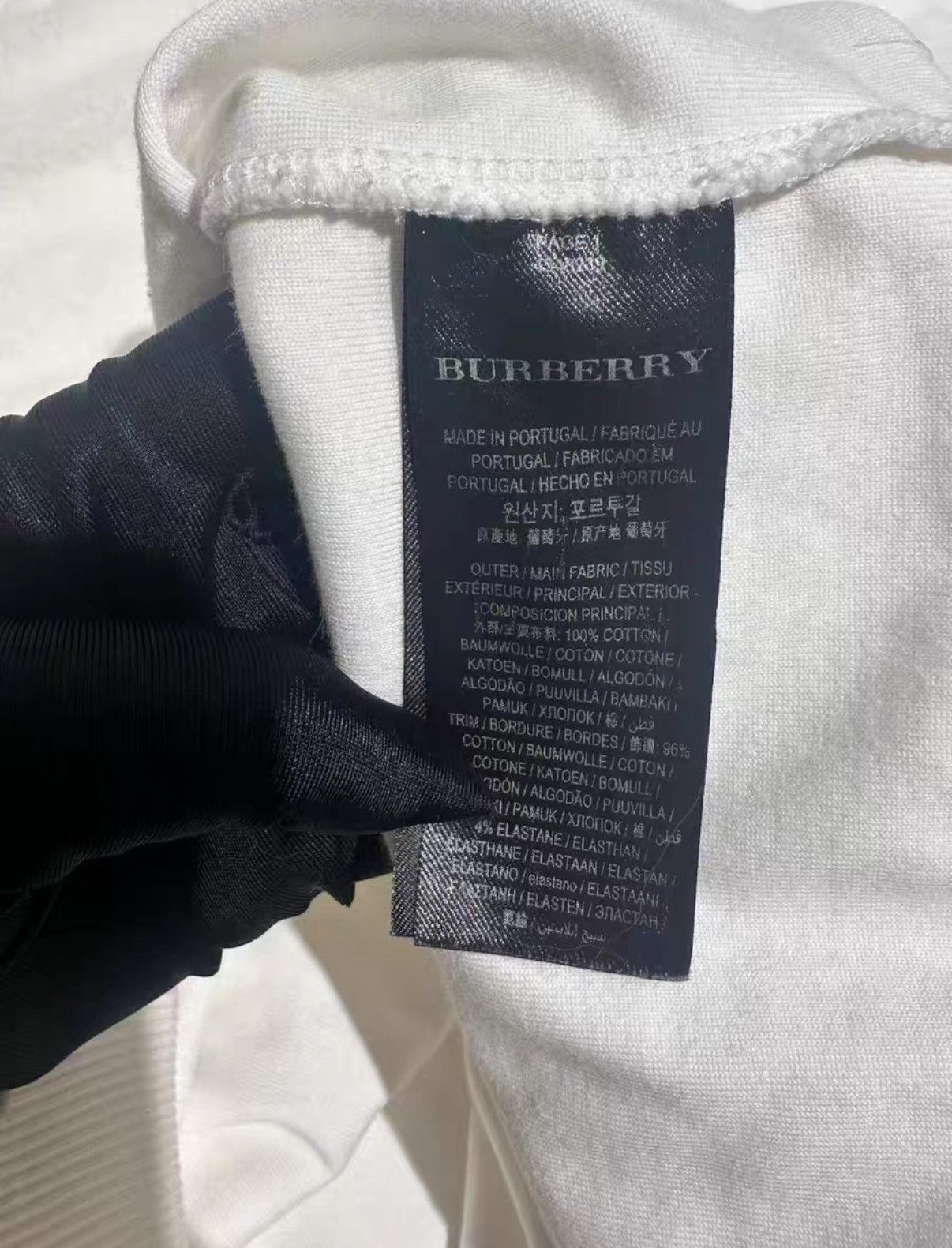 Burberry Burberry white long-sleeve sweatshirt J38 Size XS / US 0-2 / IT 36-38 - 2 Thumbnail