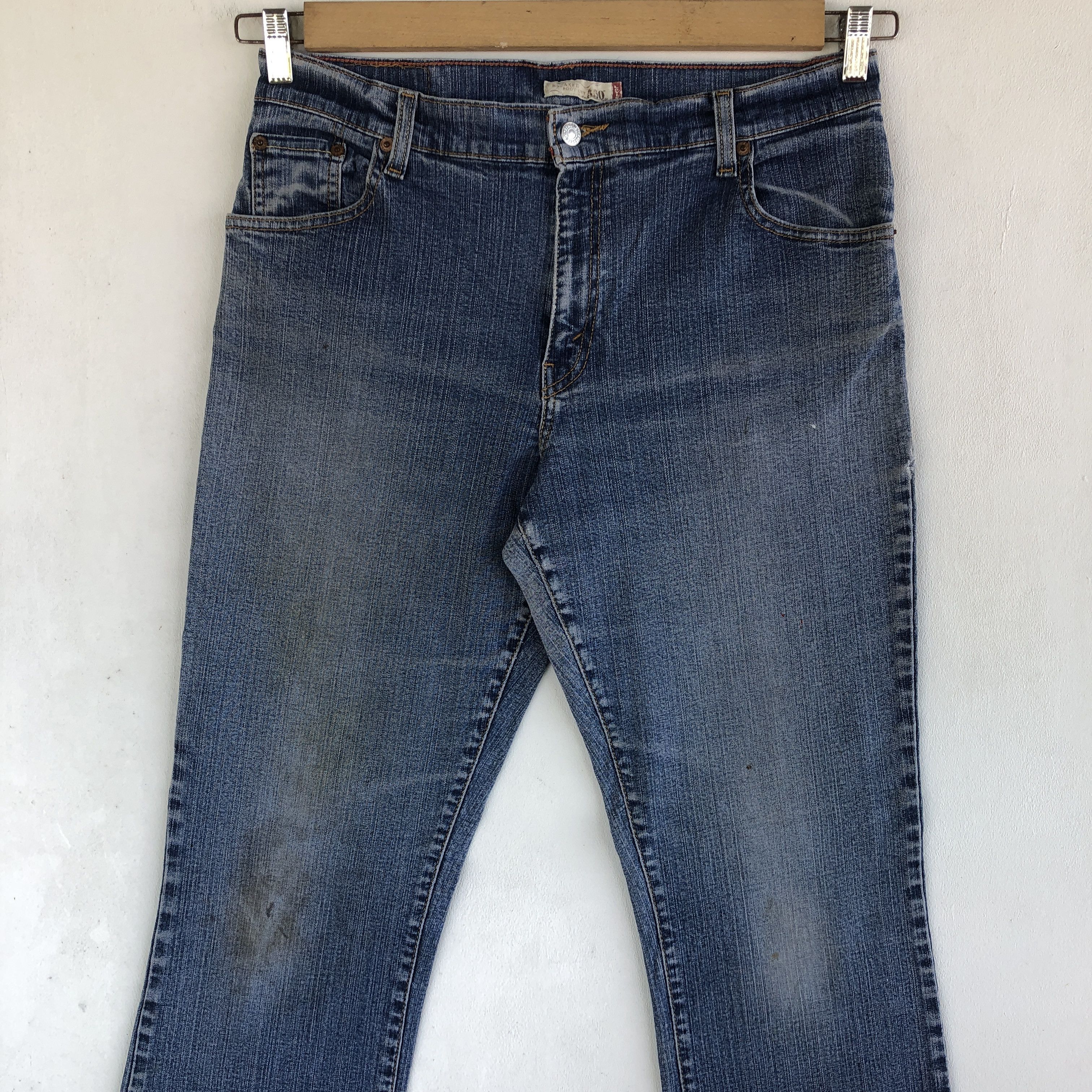 Levi's Vintage Levis 550 Jeans Boot Cut Flare Denim Wide Leg Pants Size US 32 / EU 48 - 3 Thumbnail
