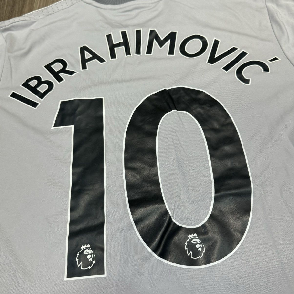 Adidas Manchester united 17/18 third away #10 Ibrahimovic Size US S / EU 44-46 / 1 - 4 Thumbnail