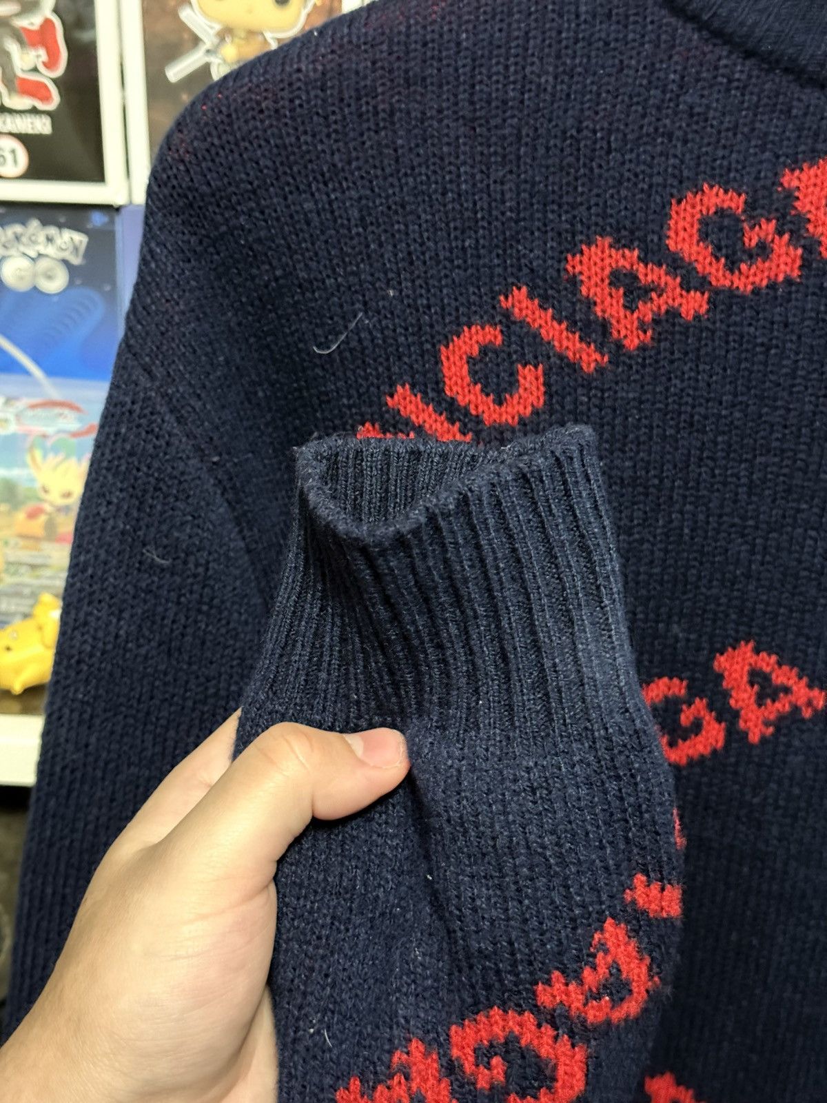 Balenciaga Balenciaga Virgin Wool Sweatshirt Navy / Red Size US M / EU 48-50 / 2 - 6 Thumbnail