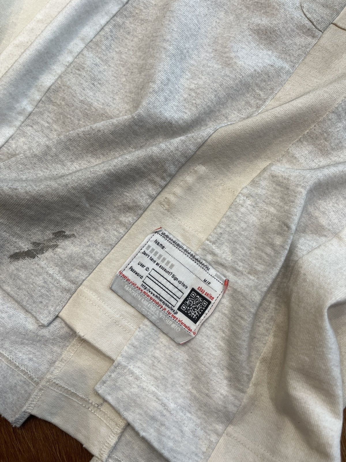 Maison MIHARA YASUHIRO Vertical Switching Tee Size US XS / EU 42 / 0 - 3 Thumbnail