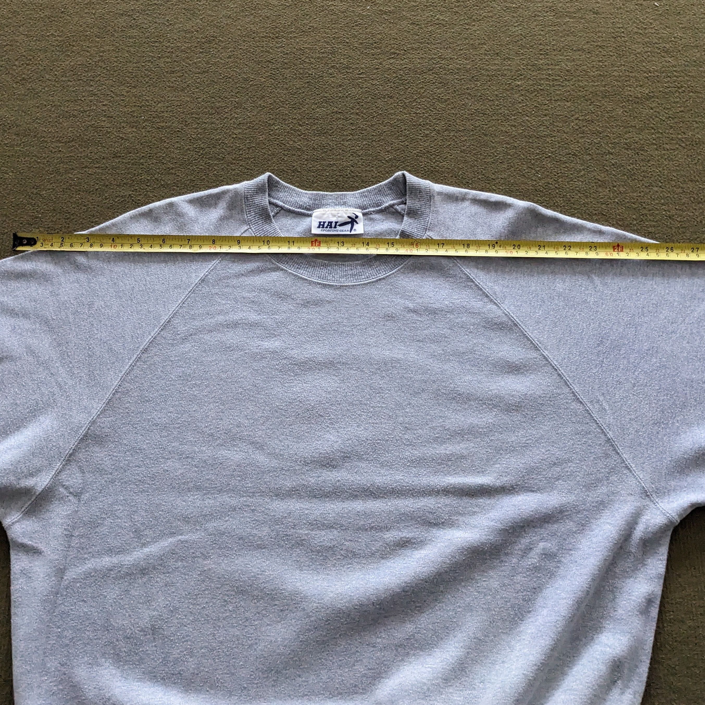 Hai Sporting Gear Vintage HAI SPORTING GEAR Crewneck Sweatshirt Size US L / EU 52-54 / 3 - 4 Thumbnail