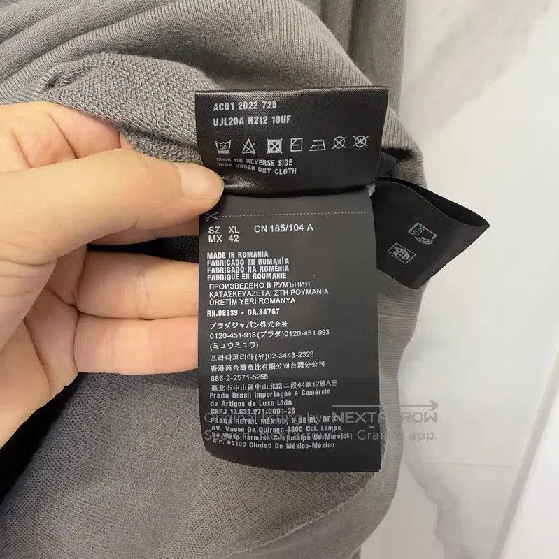 Prada Prada Gray Logo Men's Long Sleeve Hoodie. Size US XL / EU 56 / 4 - 4 Thumbnail