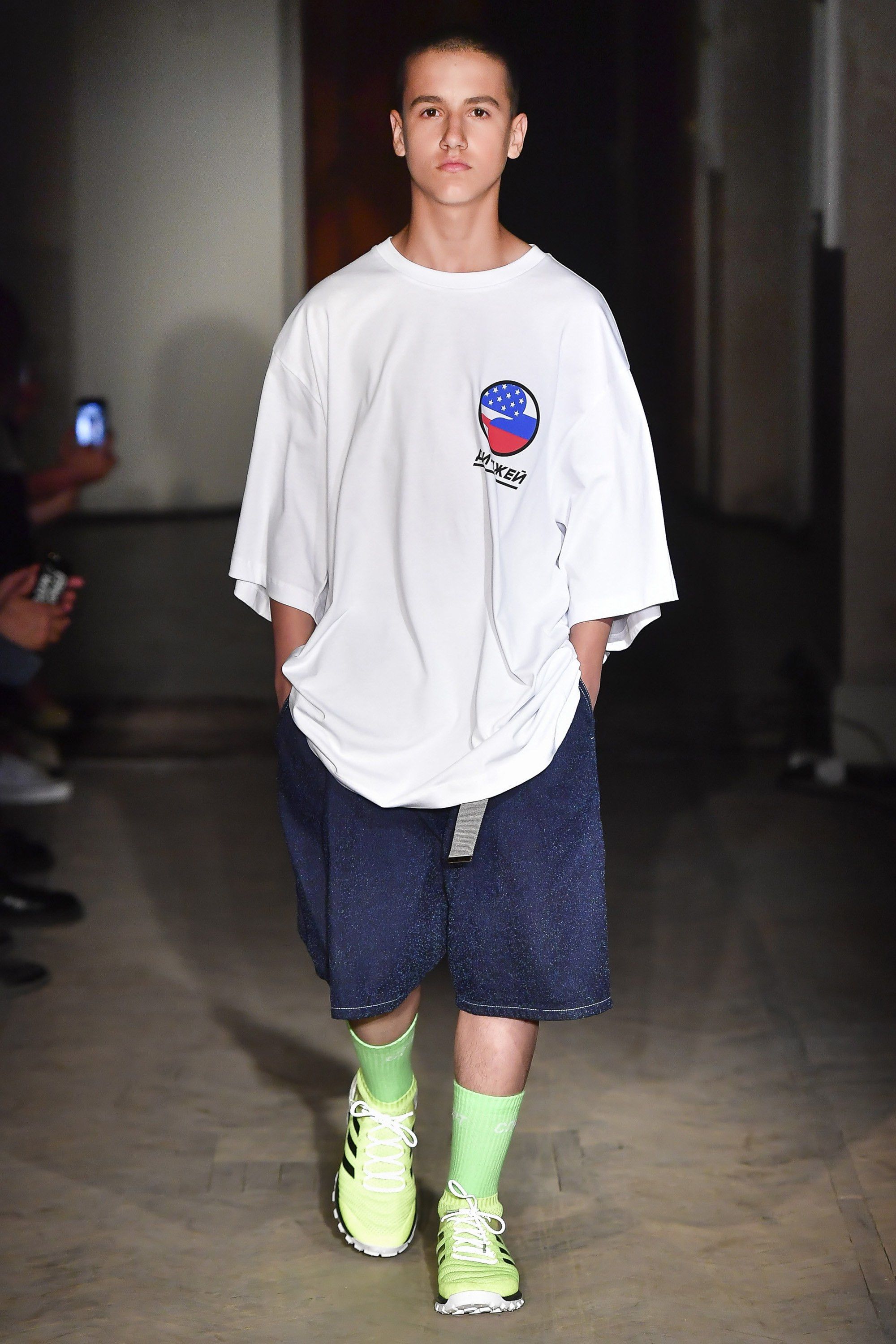 専用Gosha Rubchinskiy 2018 SS Carpenter Gosha Rubchinskiy S/S 2018 oversized denim carpenter shorts