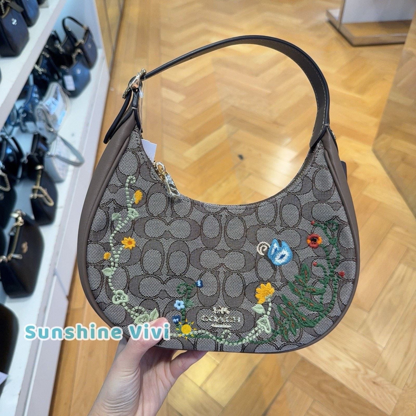 NWT COACH Emily Shoulder Bag Floral Embroidery CDX19 Oak