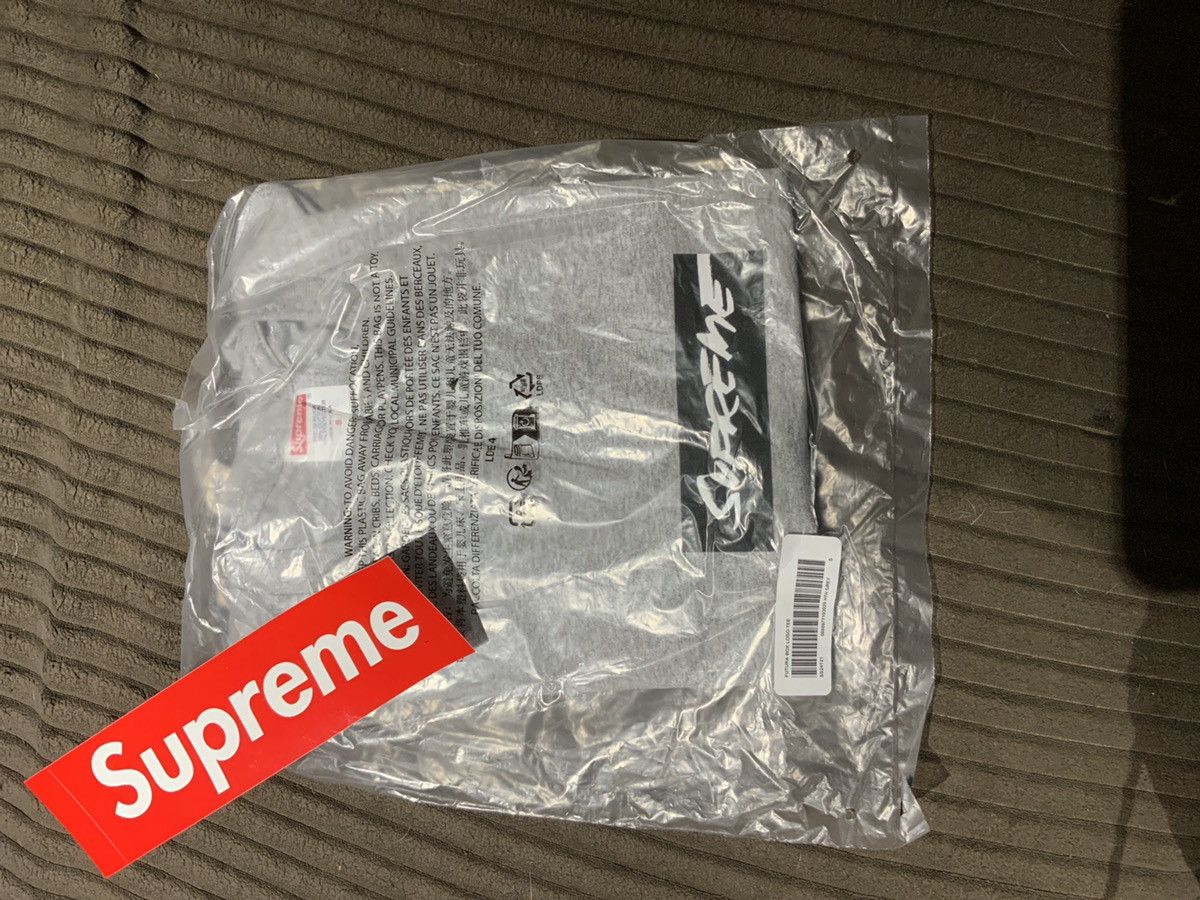 Futura × Supreme Supreme X Futura Box logo grey tee Size US S / EU 44-46 / 1 - 1 Thumbnail