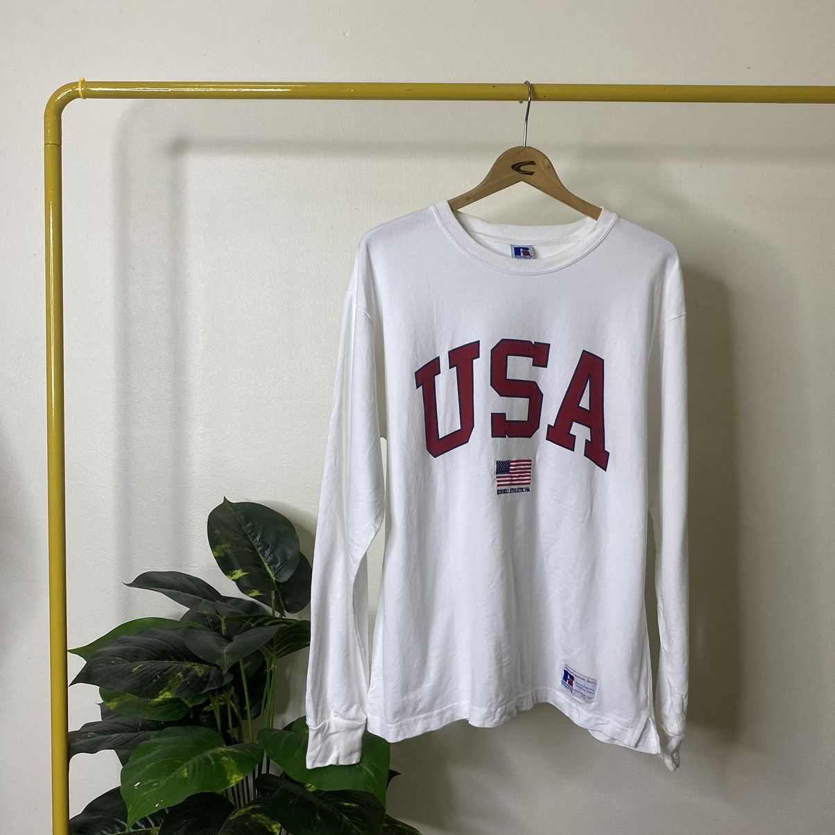 Russell Athletic × Vintage Vintage 2000s Russell Athletic x USA Team LA T Shirt Size US M / EU 48-50 / 2 - 1 Thumbnail