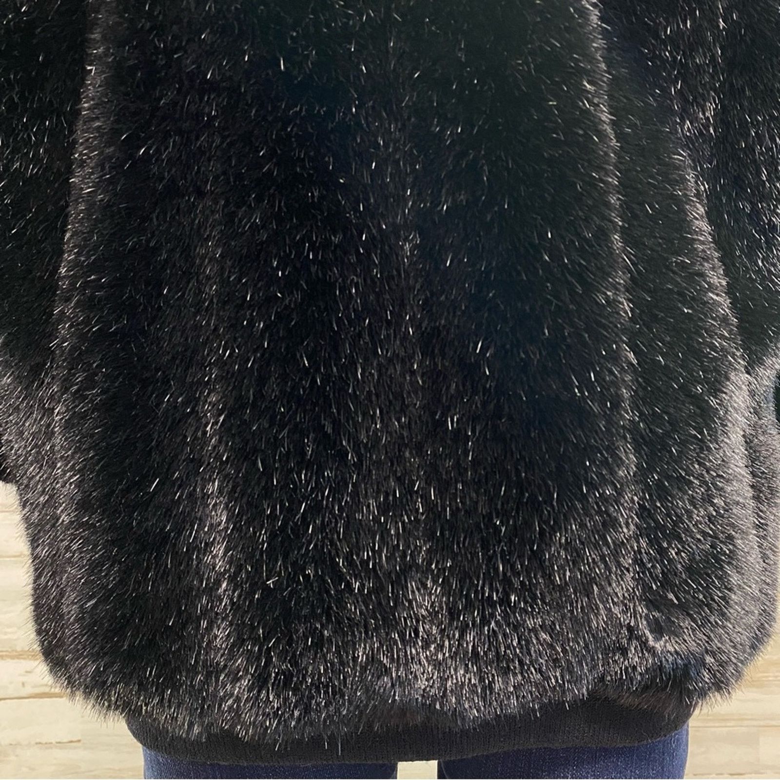 St. John St. John Collection by Marie Gray Faux Fur Jacket Vest XS Size XS / US 0-2 / IT 36-38 - 14 Thumbnail