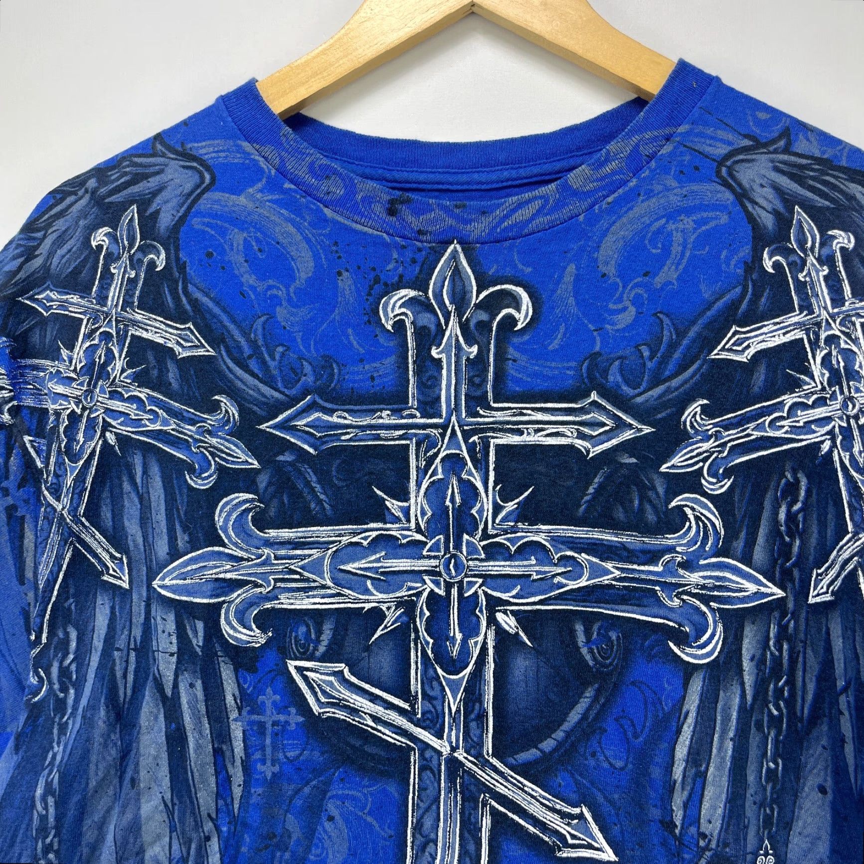 NFL VINTAGE MMA Elite Cross Goth Punk All over Print T-Shirt Large Blue Men T-Shirt Size US L / EU 52-54 / 3 - 3 Thumbnail
