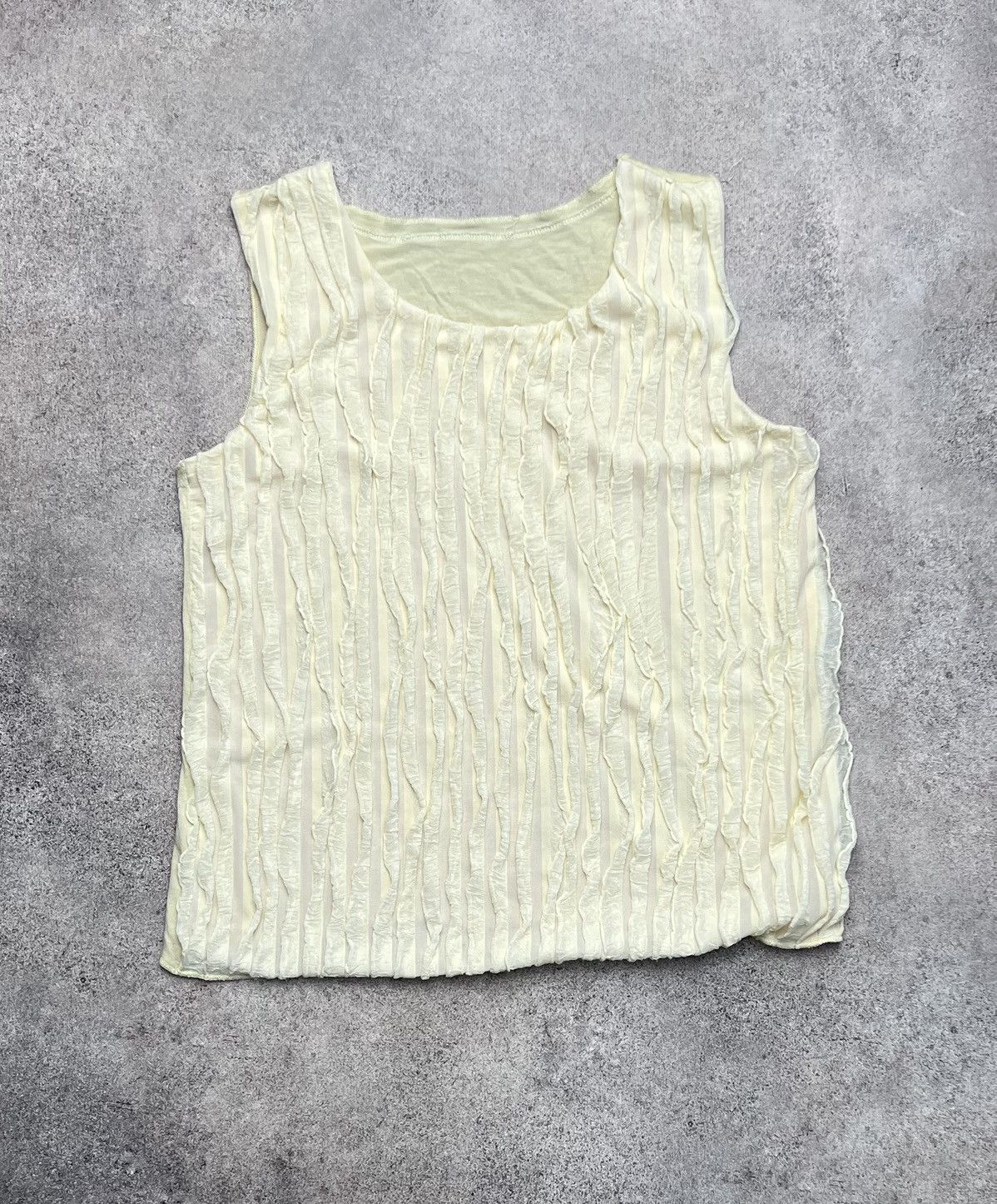 Japanese Brand × Vintage Vintage ruffle mesh cropped tank top Size US S / EU 44-46 / 1 - 1 Thumbnail