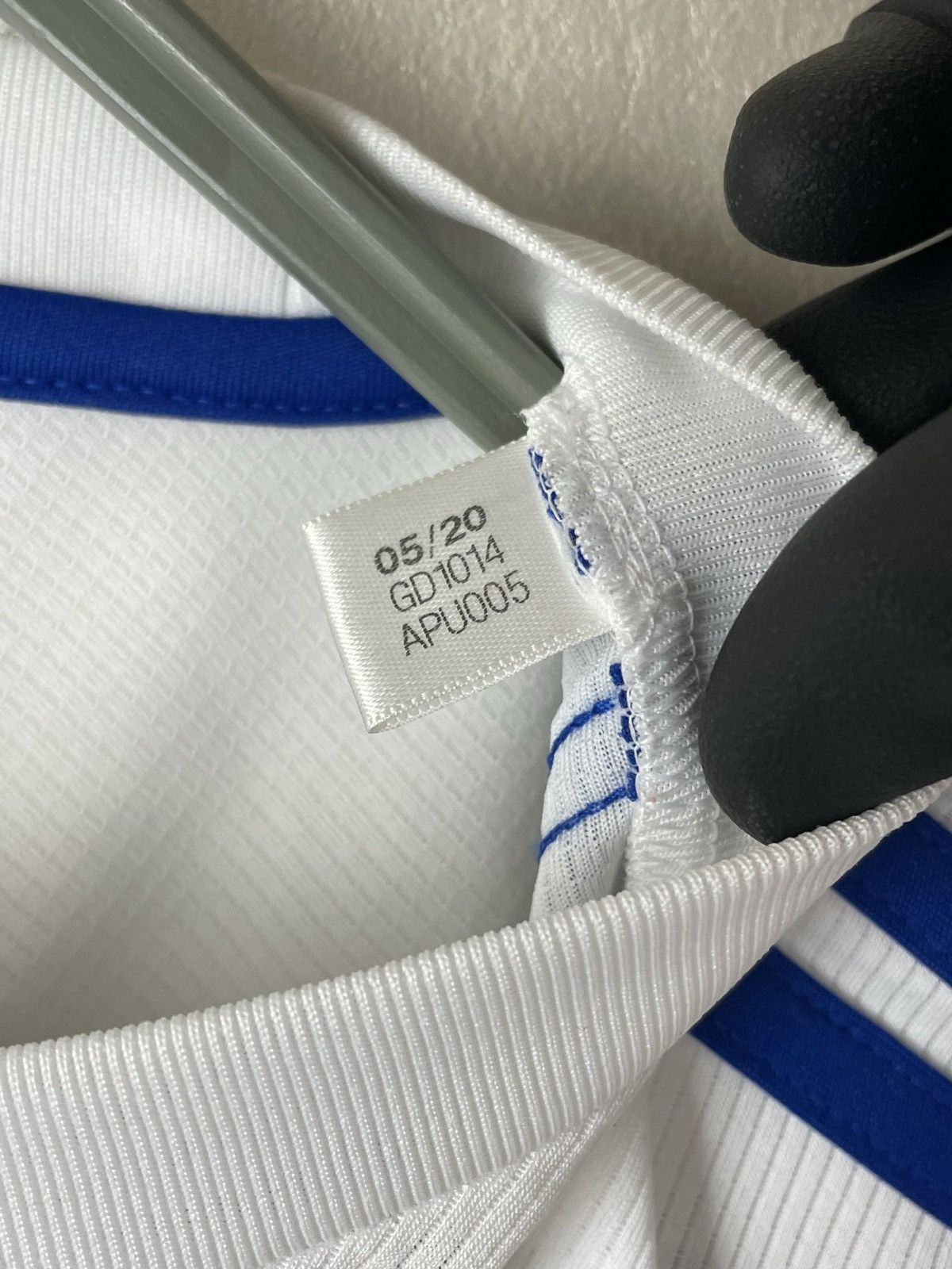 Adidas Leeds United 2020 - 2021 Home football shirt jersey Size US M / EU 48-50 / 2 - 7 Thumbnail