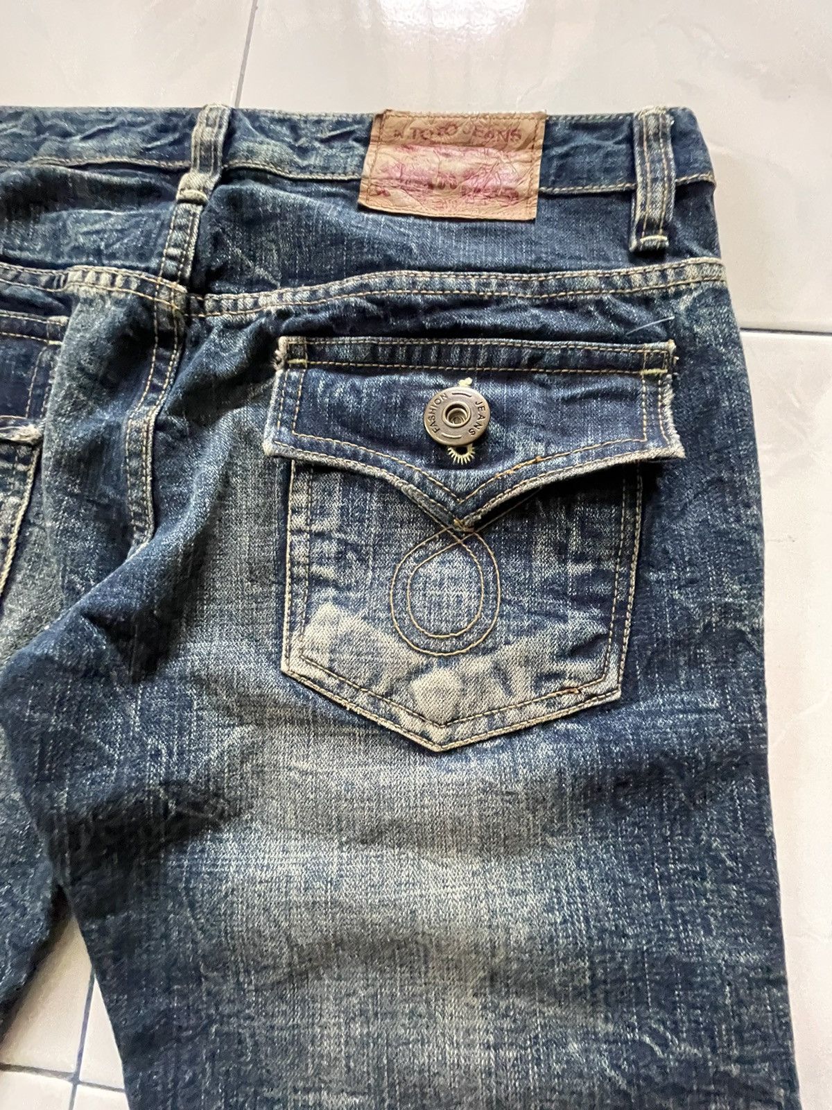 Japanese Brand × Le Grande Bleu (L.G.B.) × Tornado Mart Toto Japan Claws Mark Honeycomb Flare Low Rise Jeans Size US 32 / EU 48 - 18 Thumbnail