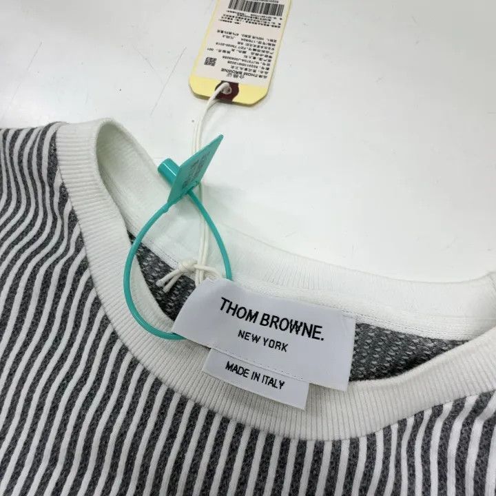 Thom Browne Thom Browne Classic Striped Crew Sweatshirt -2507 Size US M / EU 48-50 / 2 - 3 Thumbnail
