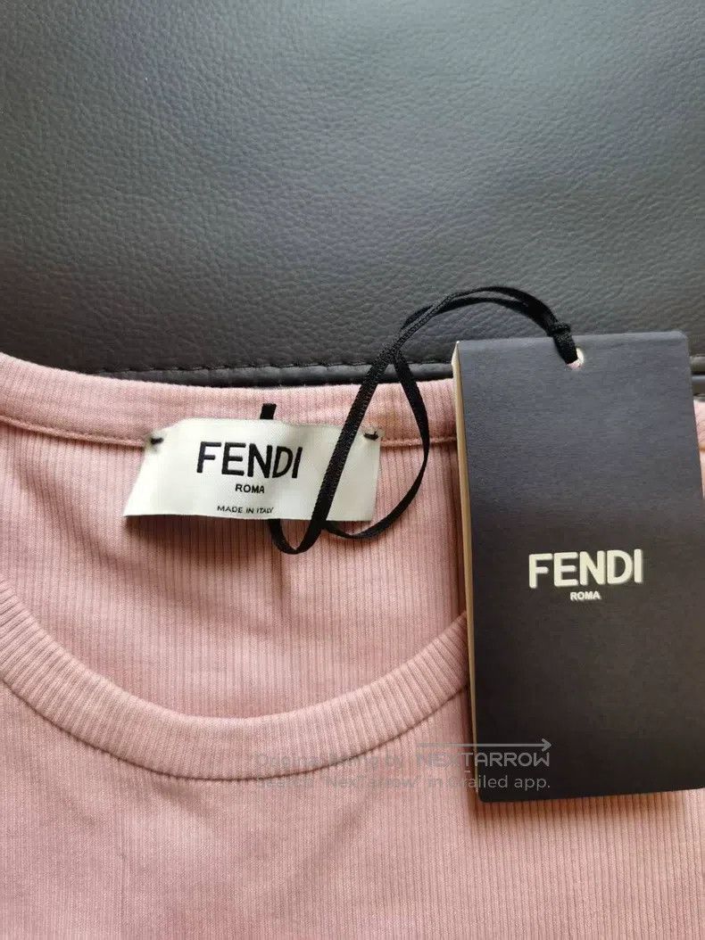 Fendi Fendi Pink Knitted Short-sleeved Top with Dark Green Lette Size S / US 4 / IT 40 - 5 Thumbnail