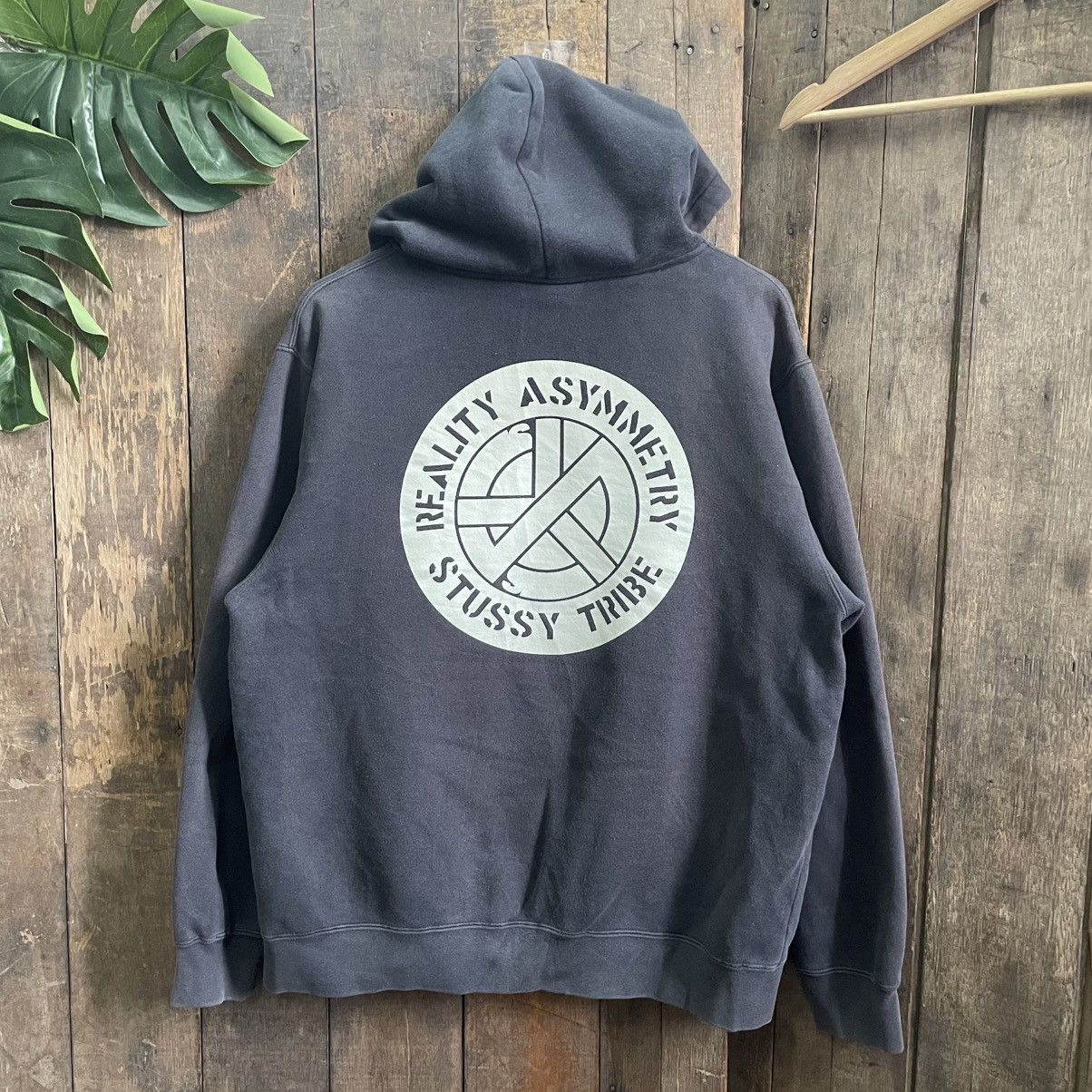 Stussy × Vintage Vintage Stussy Tribe Reality Asymmetry Hoodie Size US L / EU 52-54 / 3 - 2 Thumbnail
