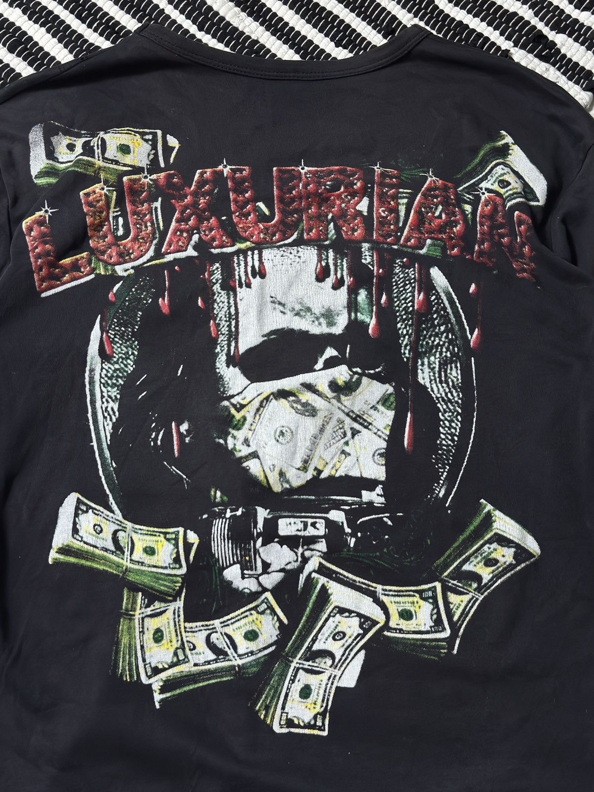 Ed Hardy VINTAGE ED HARDY 2000s SKULL MONEY LUXURY LONG SLEEVE Size US L / EU 52-54 / 3 - 8 Thumbnail
