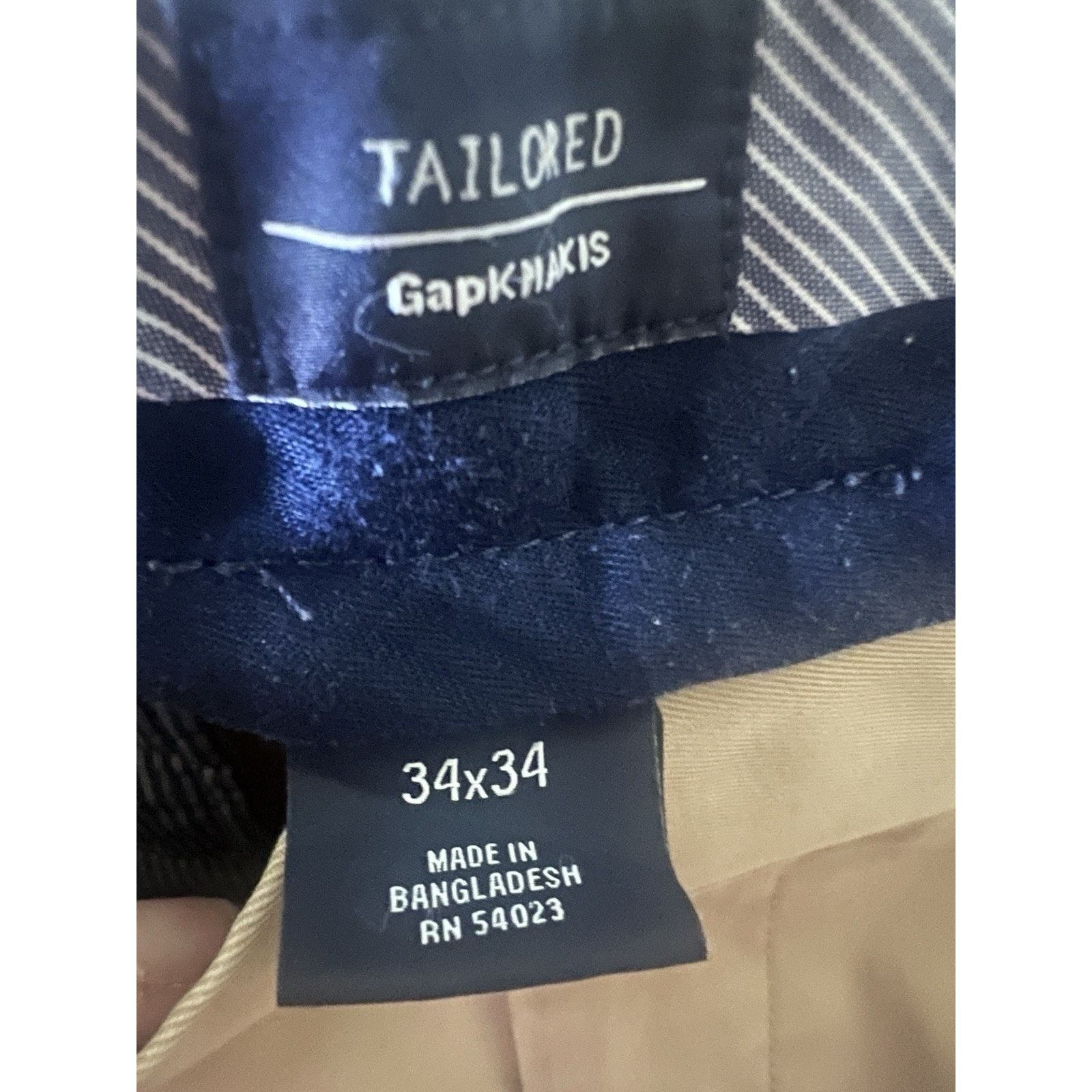 Gap Gap Khakis Relaxed Fit Tailored Tan Chino Pants Mens 34x34 Size US 34 / EU 50 - 6 Thumbnail