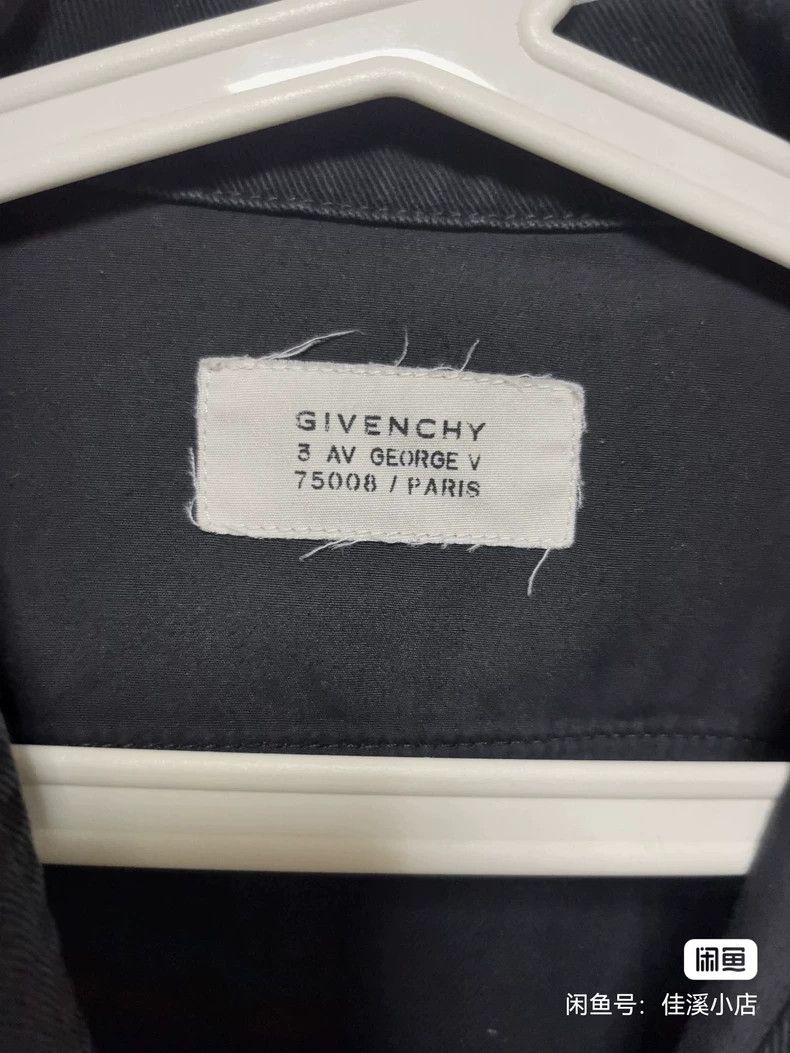 Givenchy Givenchy Men's Denim Jacket, Size L, Chest 52-53 Size US L / EU 52-54 / 3 - 4 Thumbnail