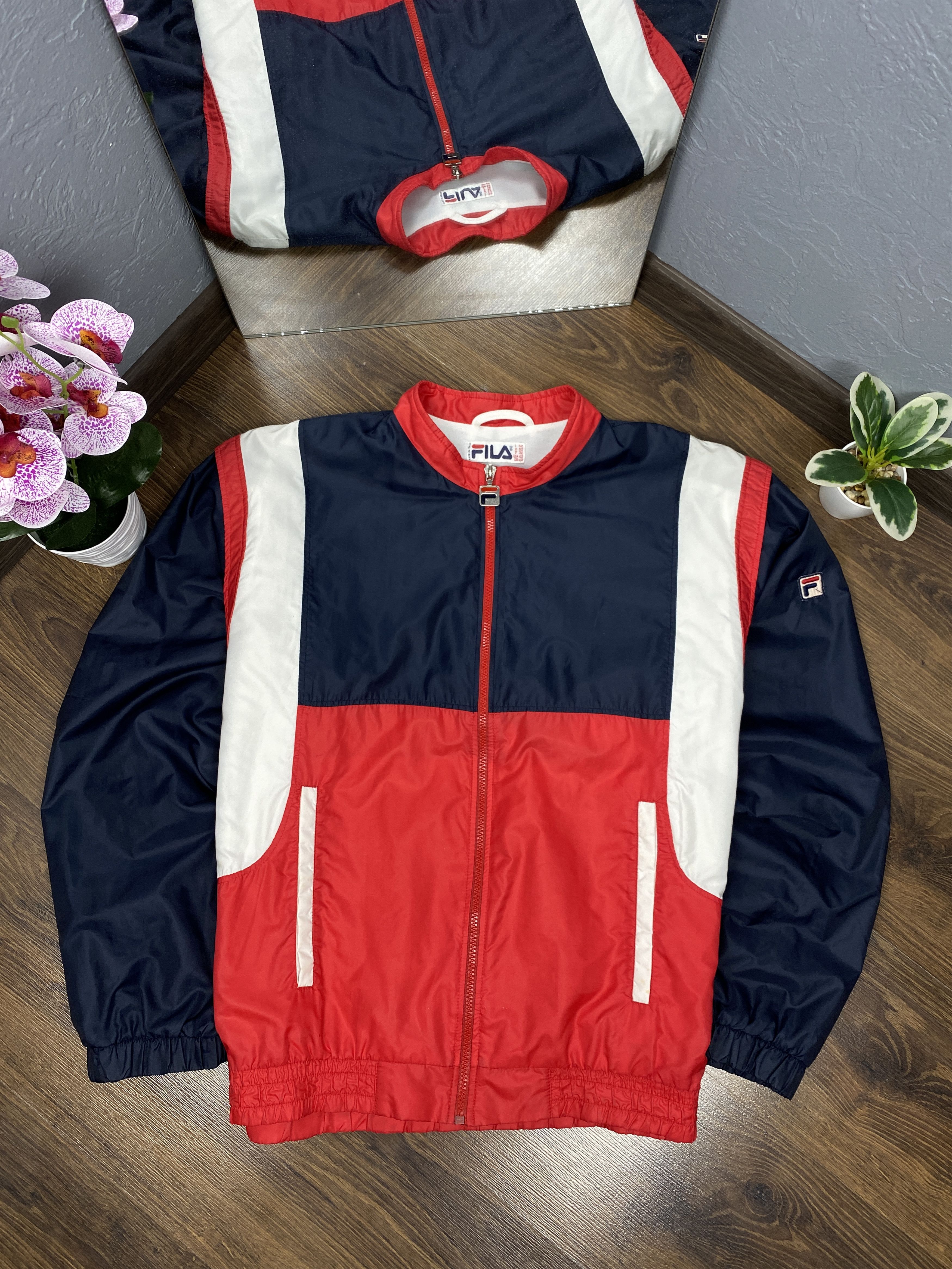 Fila Fila White Line vintage nylon track top jacket y2k Size US L / EU 52-54 / 3 - 1 Thumbnail
