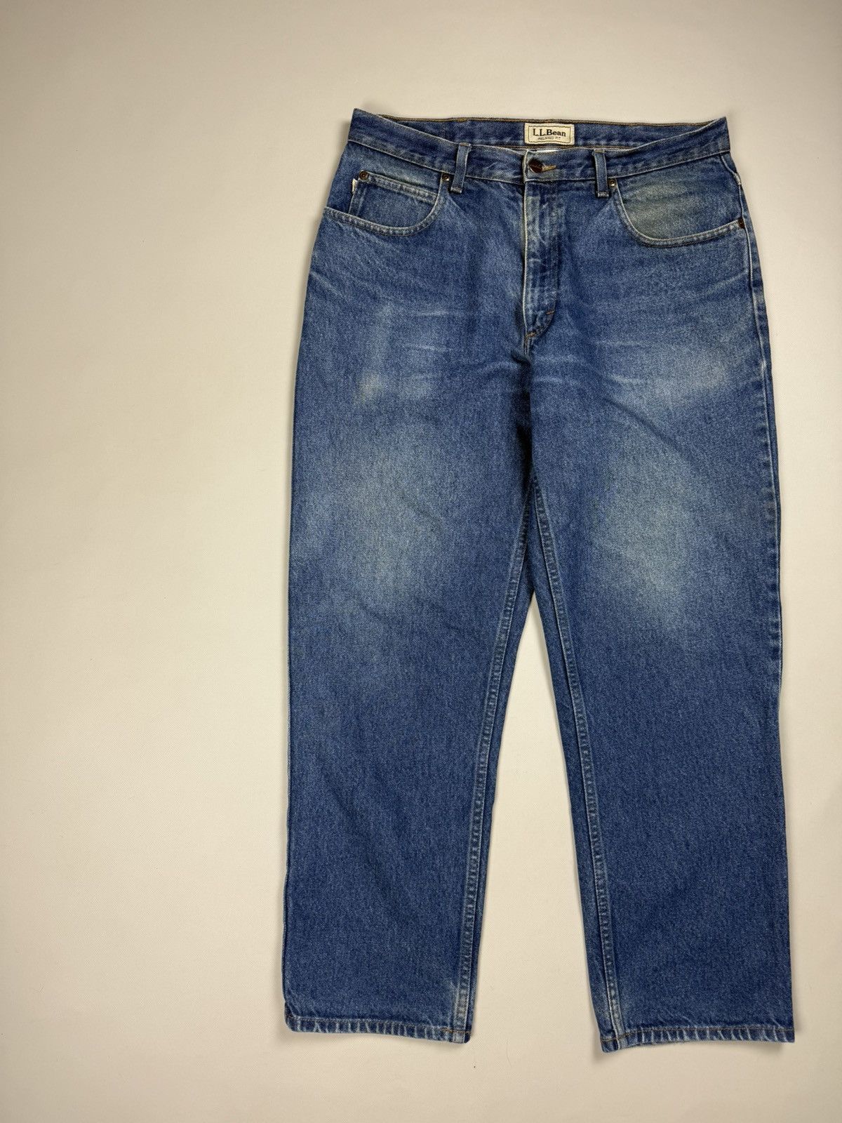 L.L. Bean L.L. Bean Men’s Relaxed Fit Denim Jeans Size 34 Size US 34 / EU 50 - 2 Thumbnail