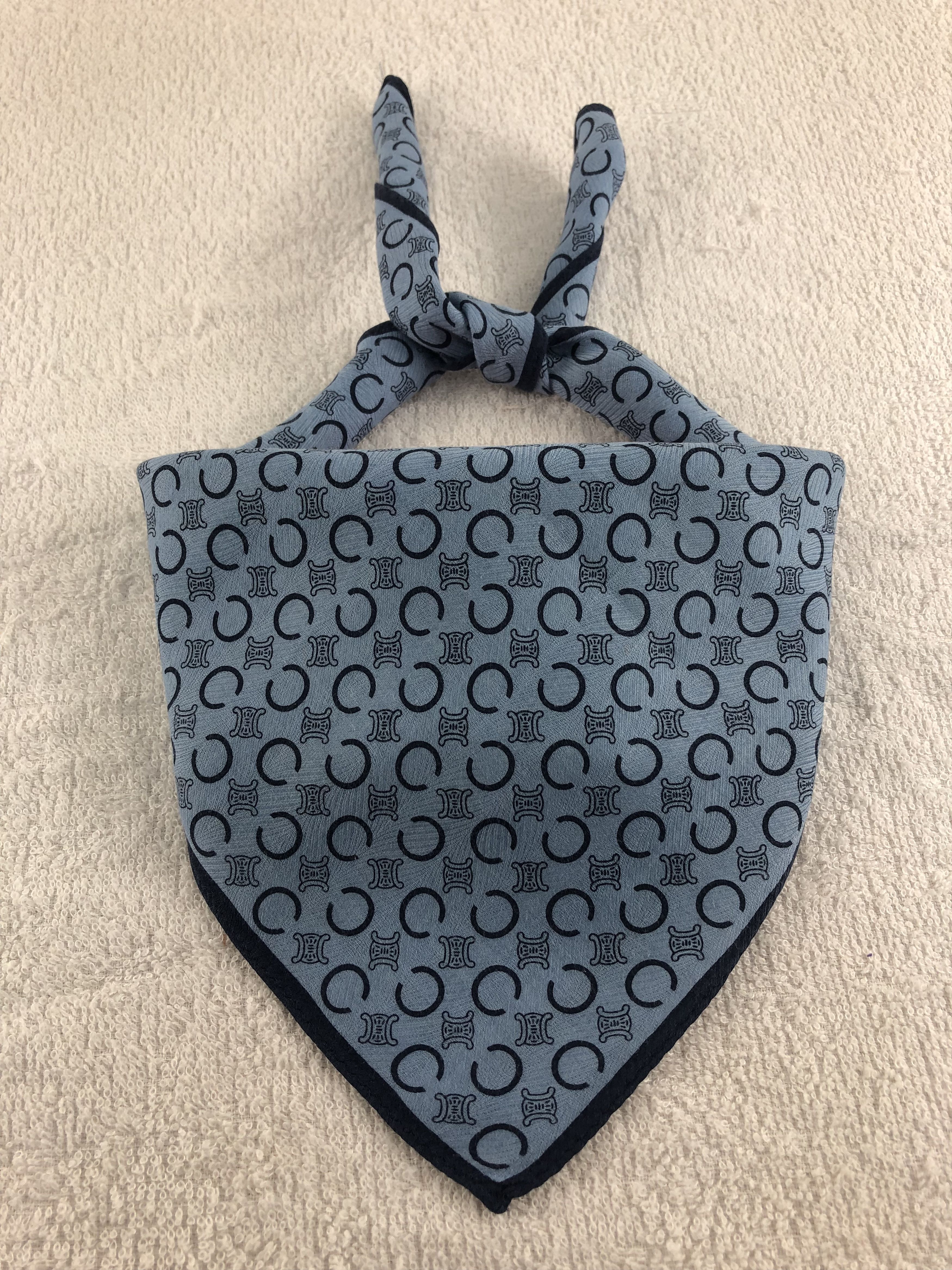 Celine Celine Handkerchief / Bandana / Neckerchief C312 Size ONE SIZE - 1 Thumbnail