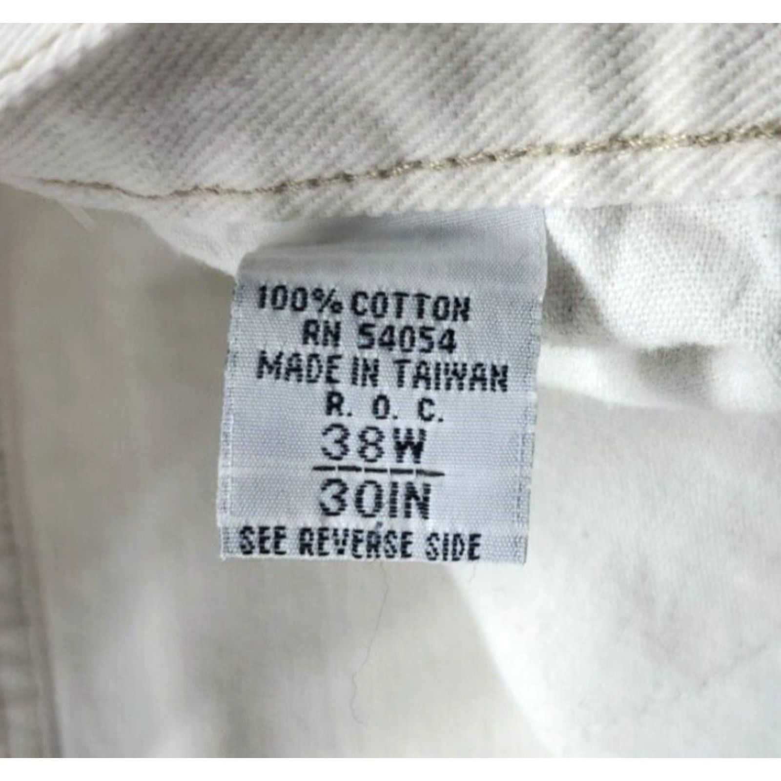Bugle Boy VINTAGE Bugle Boy Jeans Mens 38 White 38x30 Distressed 5-Pocket Denim Skater Grunge 90s Logo Gold Crest USA Mens Size US 38 / EU 54 - 7 Thumbnail