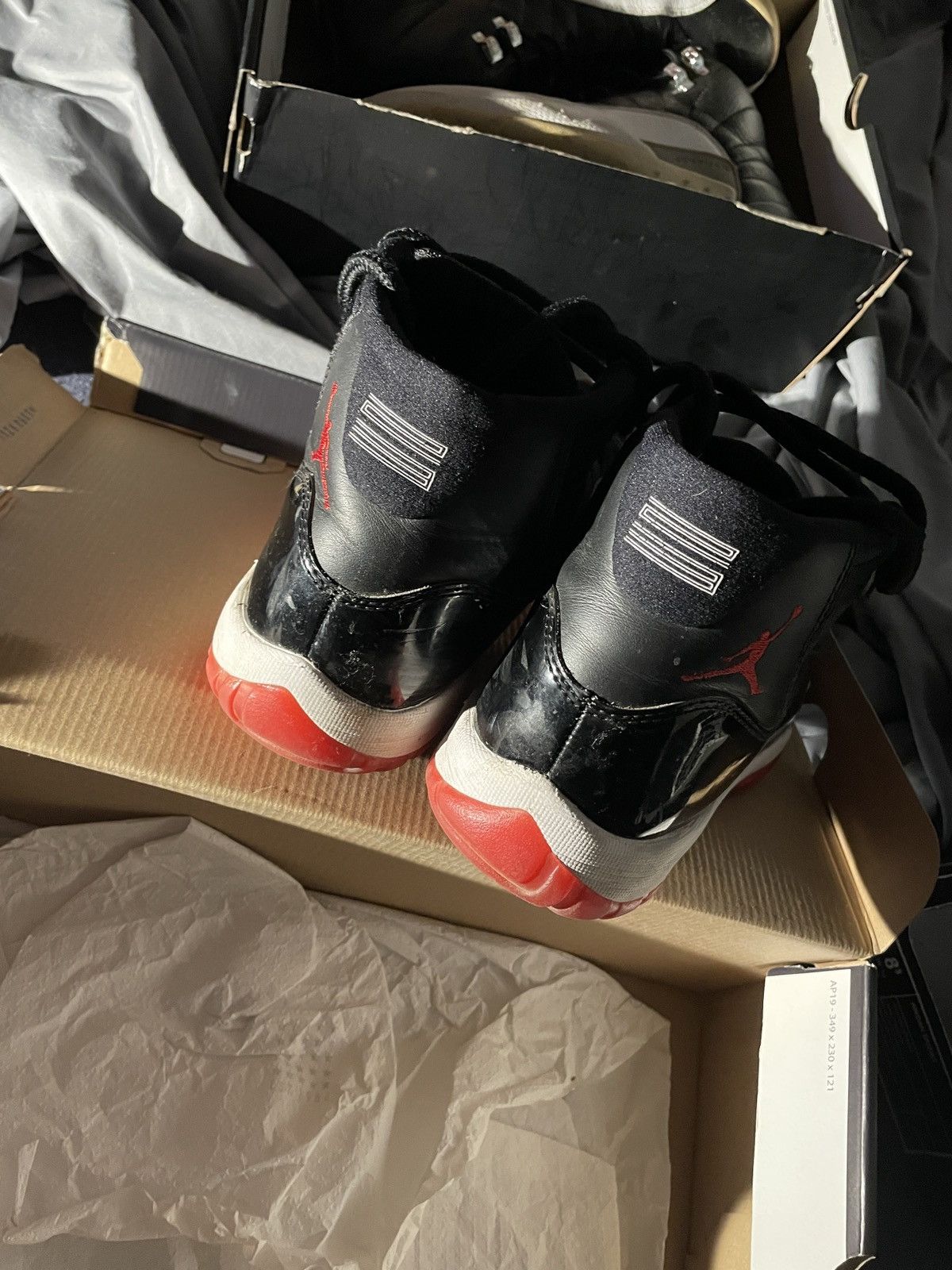 Jordan Brand × Nike bred 11s Size US 8 / EU 41 - 4 Thumbnail