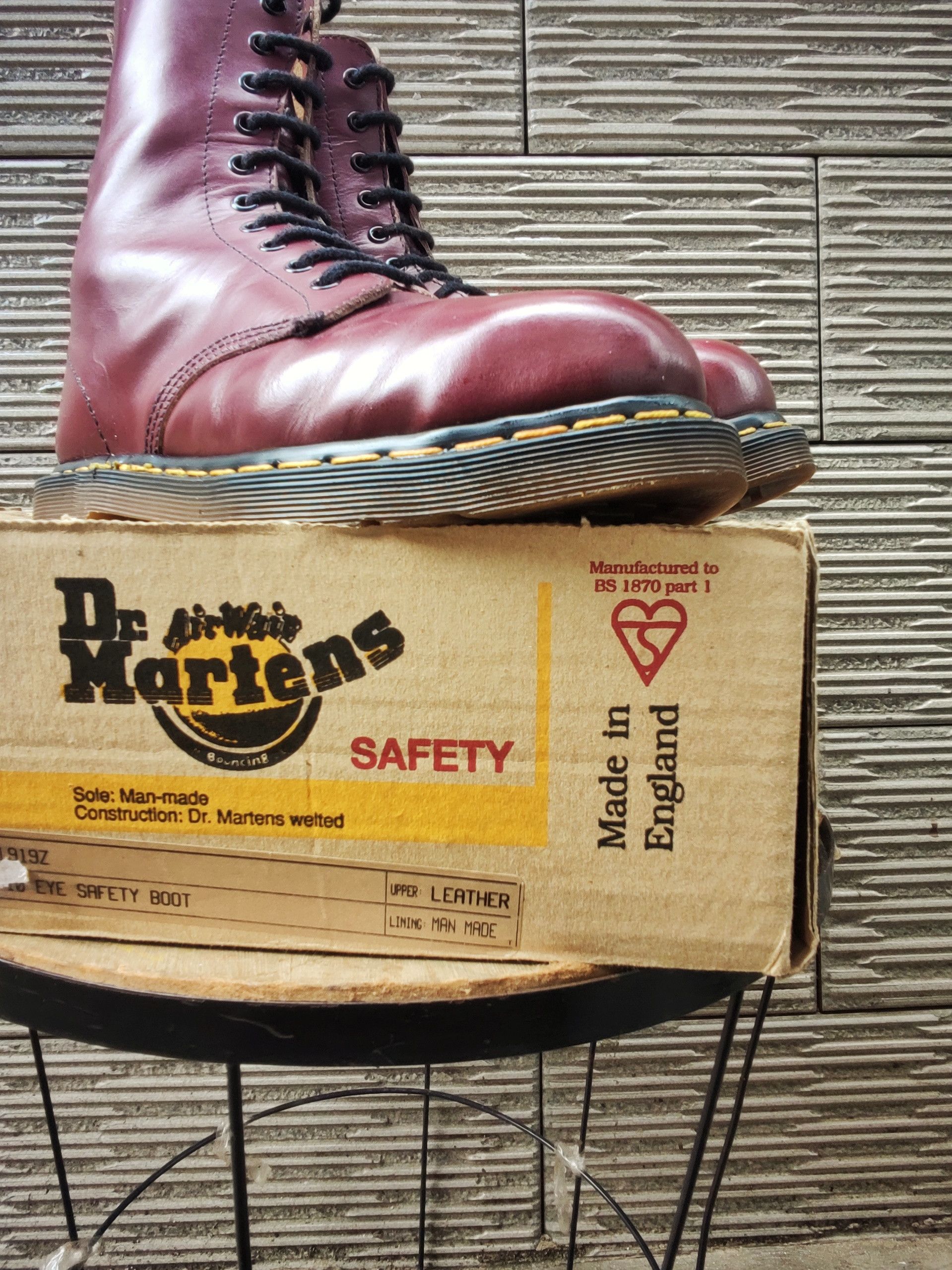 Dr. Martens Dr. Martens Vintage 1919 Cherry Red Size US 8 / EU 41 - 8 Thumbnail