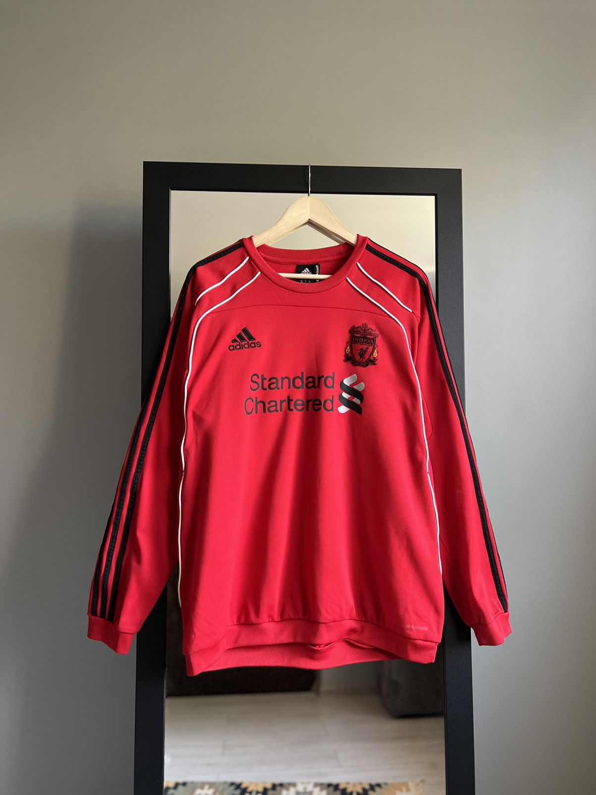 Adidas × Vintage Vintage Adidas Liverpool 2010-11 Soccer Sweatshirt Size US L / EU 52-54 / 3 - 2 Thumbnail