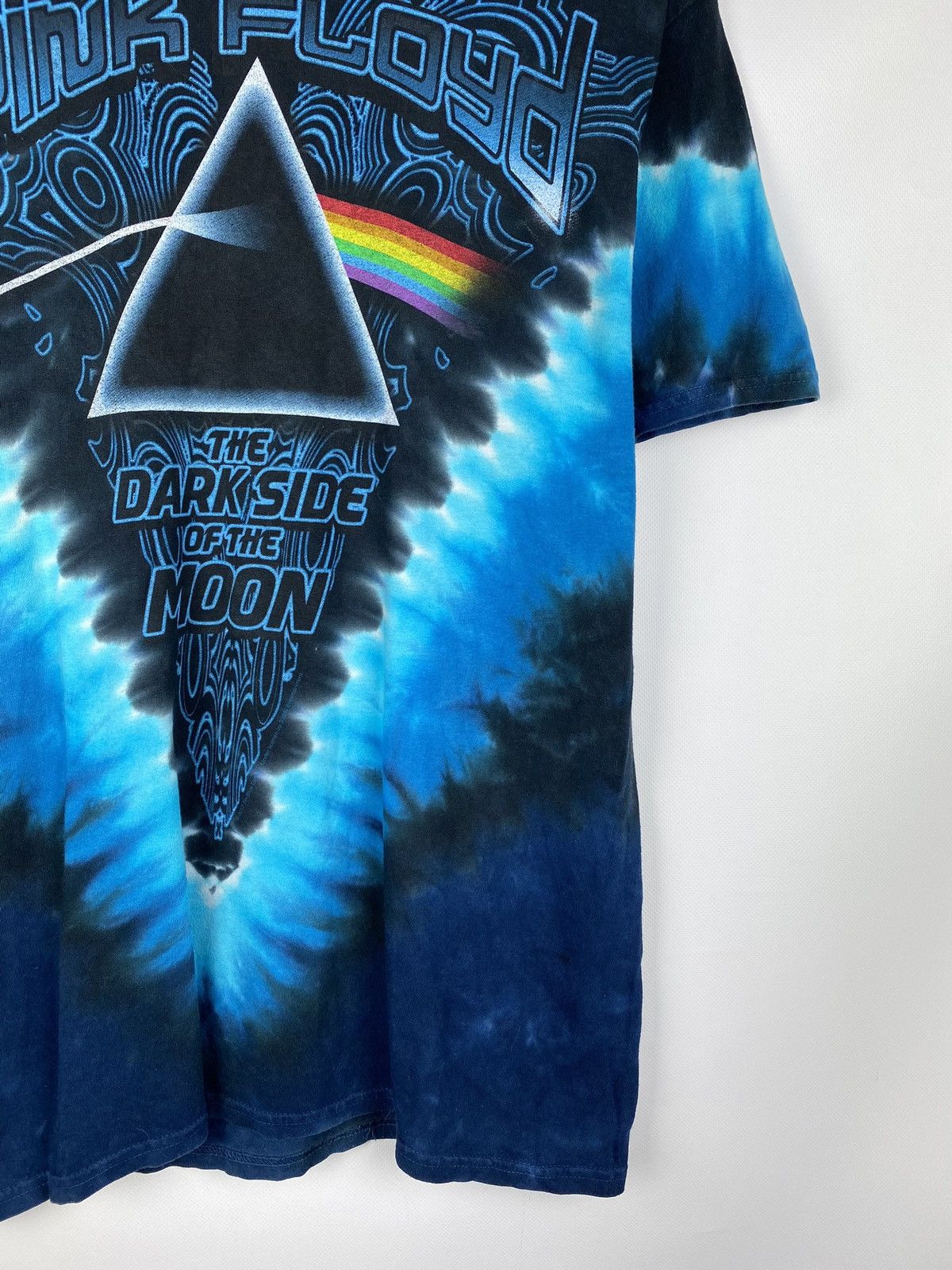 Band Tees Pink Floyd The Dark Side Of The Moon vintage band t shirt Size US M / EU 48-50 / 2 - 6 Thumbnail