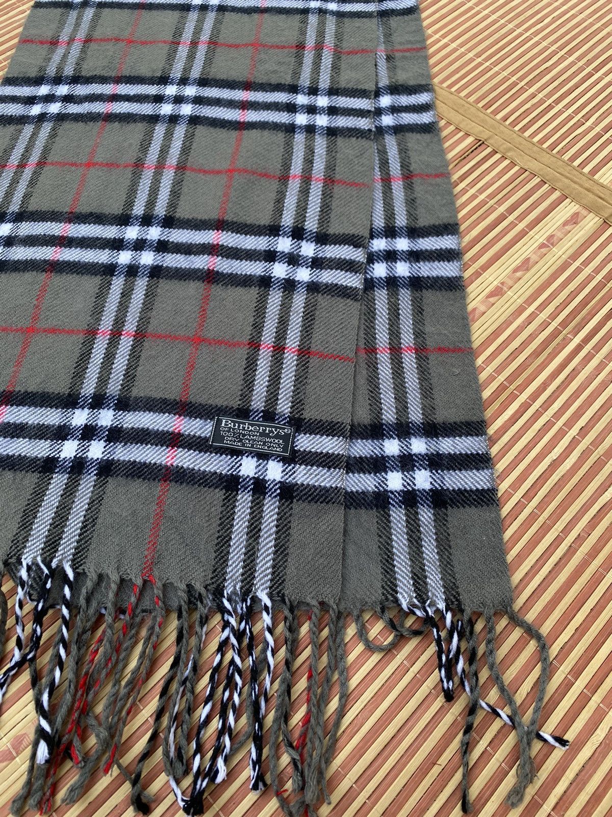 Burberry Vintage Burberrys Nova Check Muffler Scarf Size ONE SIZE - 2 Thumbnail
