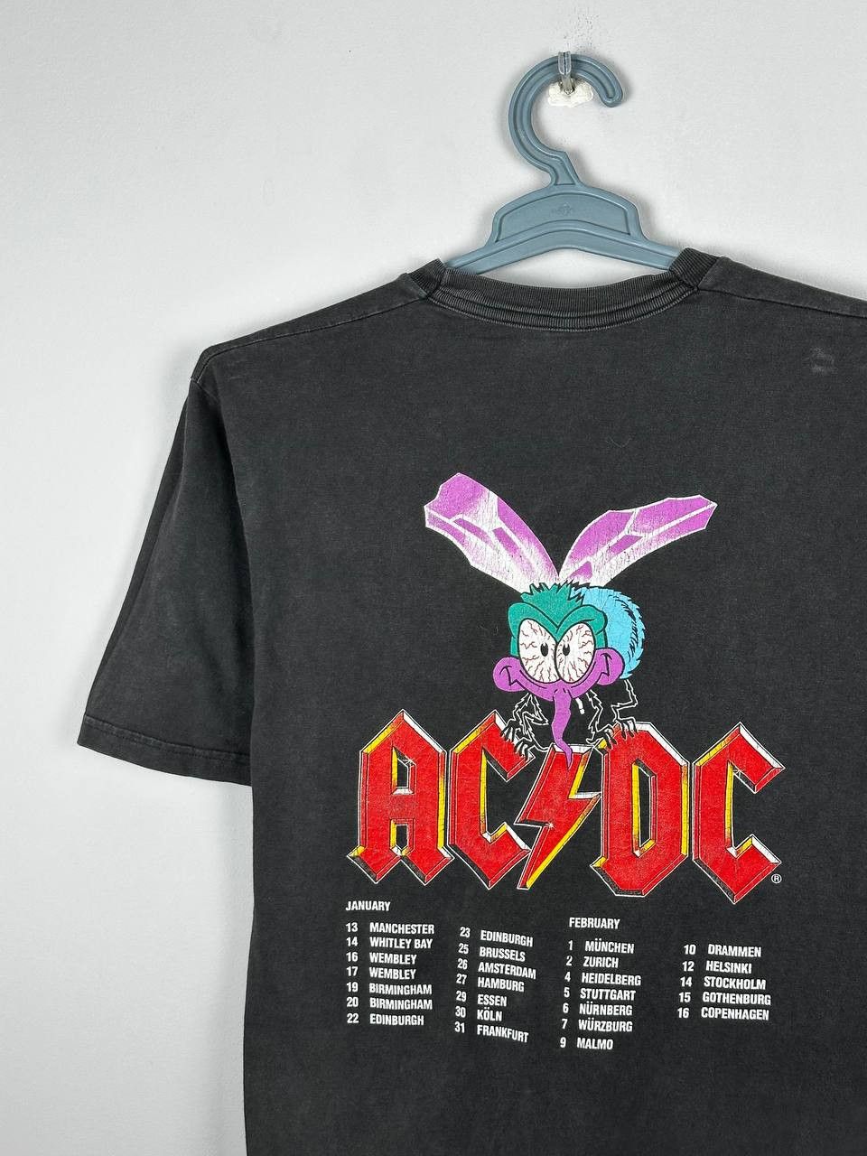 Band Tees AC/DC Fly on the Wall 1985 Tour Faded Rock Band T Shirt Size US L / EU 52-54 / 3 - 11 Thumbnail