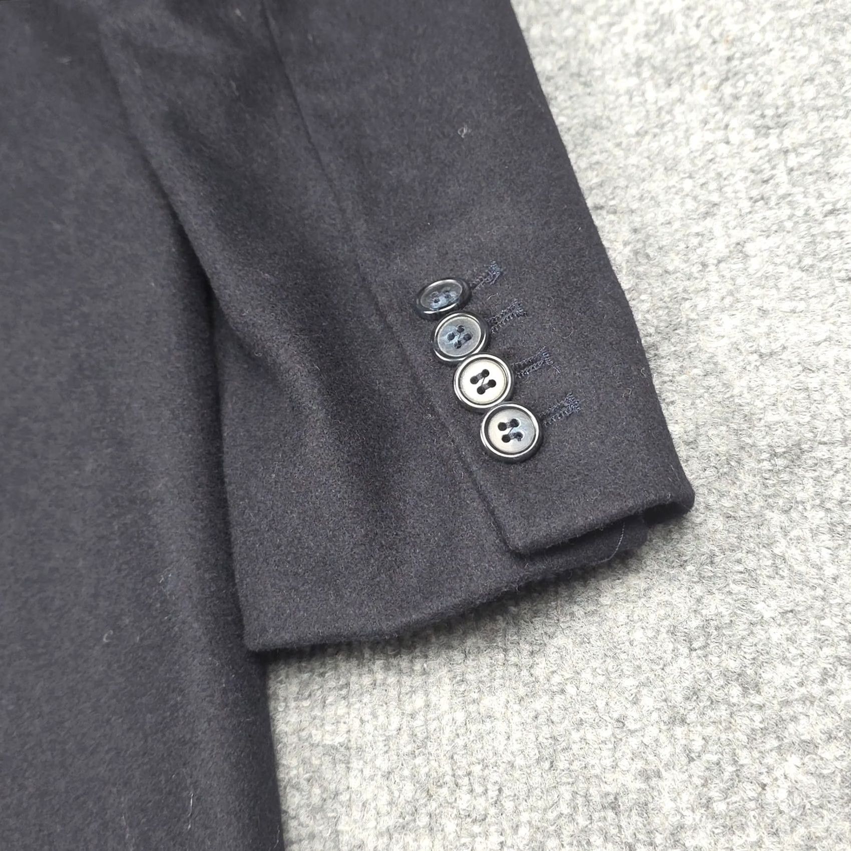 Vintage Kirrin Finch Overcoat Wool Men's Small Dark Navy Blue 3-Button Trench Non Binary Italy Size S / US 4 / IT 40 - 3 Thumbnail