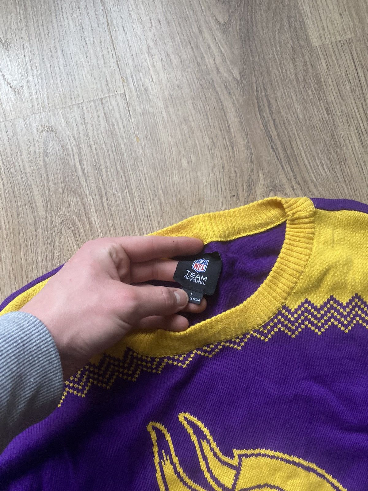NFL × Vintage Vintage Minnesota Vikings light Sweater size L Size US L / EU 52-54 / 3 - 2 Thumbnail