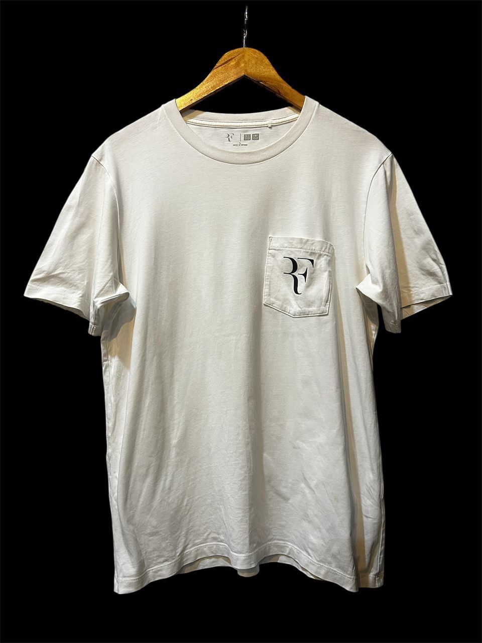 Uniqlo Uniqlo X Roger Federer Size US L / EU 52-54 / 3 - 1 Thumbnail