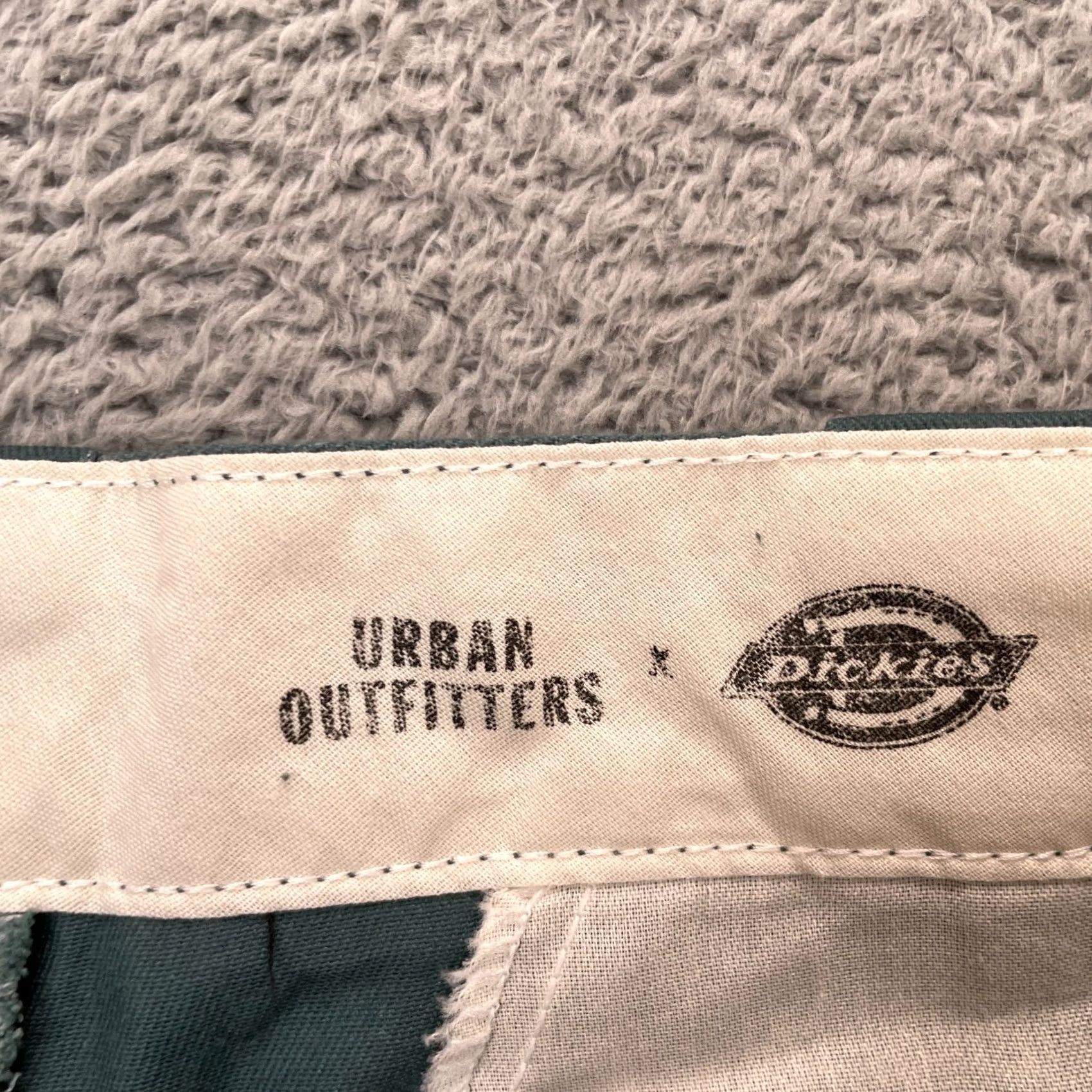 Dickies VINTAGE Dickies Pants Womens 16 Green Urban Outfitters Chino Wide Leg Cotton Workwear Size 38" / US 16 / IT 52 - 3 Thumbnail