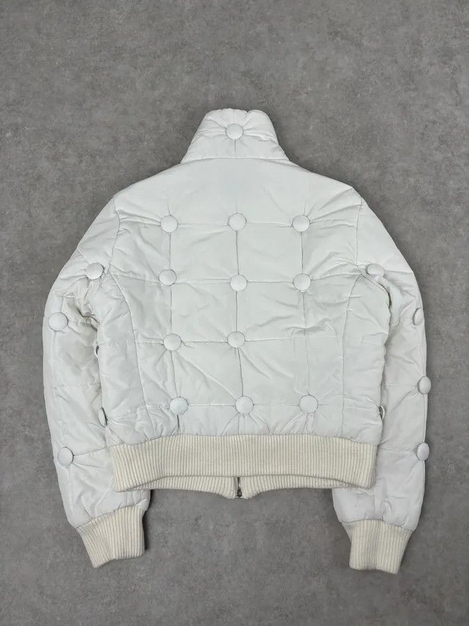 Moschino 2000s Moschino White Cozy Puffer Jacket Size S / US 4 / IT 40 - 5 Thumbnail