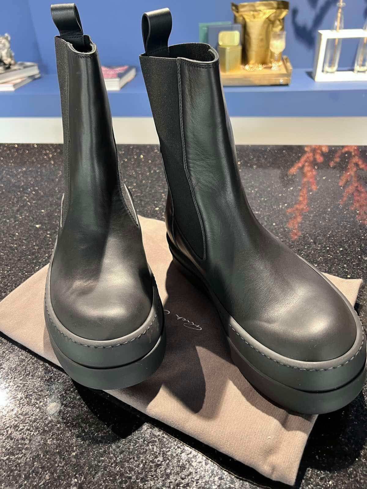 Rick Owens Last Size Rick Owens Mega Bumper Beatle Boots Size US 10.5 / IT 40.5 - 7 Thumbnail