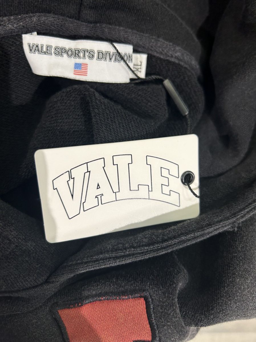 Vale Vale Forever Valley Sports Crest Hoodie Size US XL / EU 56 / 4 - 5 Thumbnail